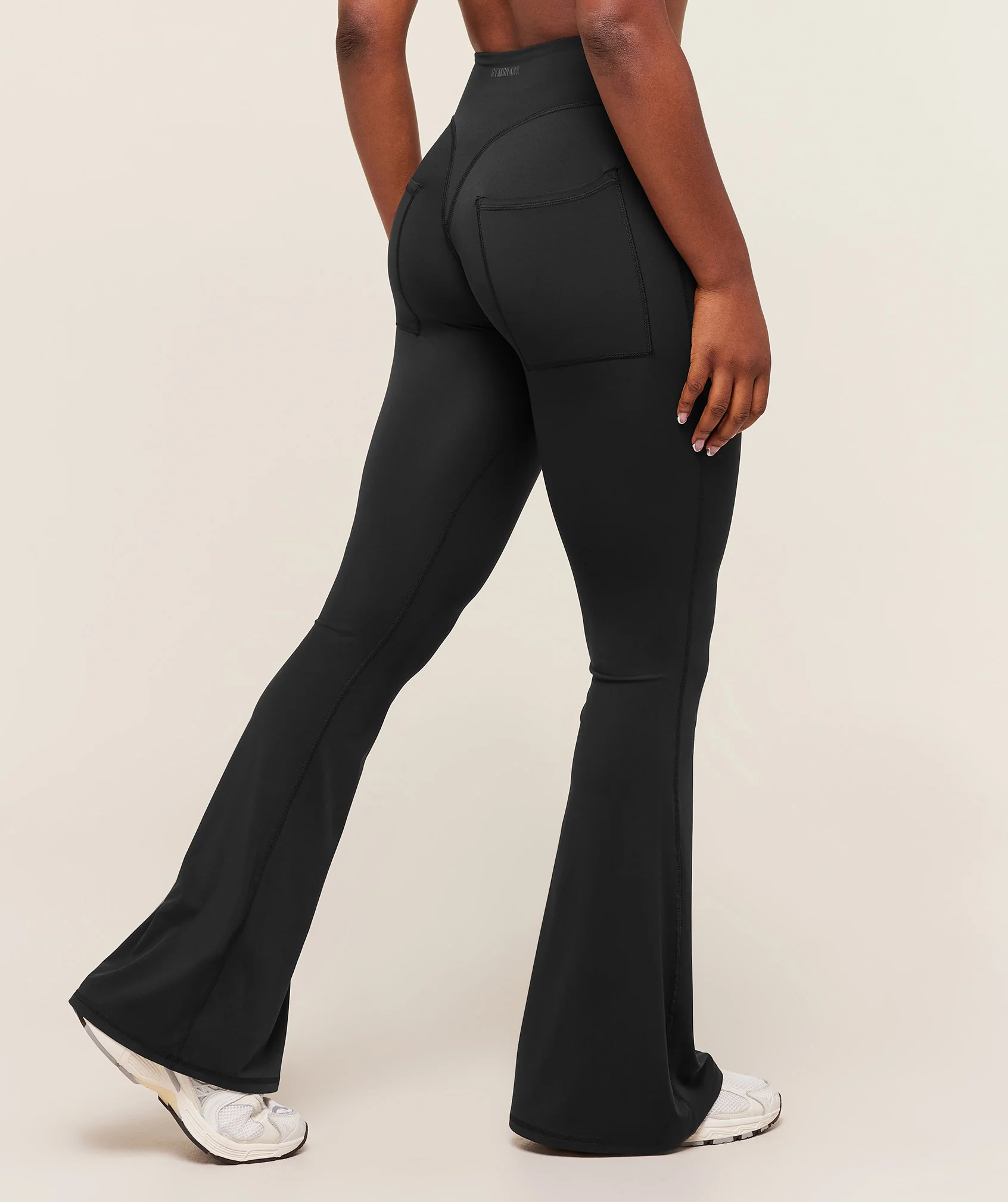 Superset Back Pocket Flared Leggings