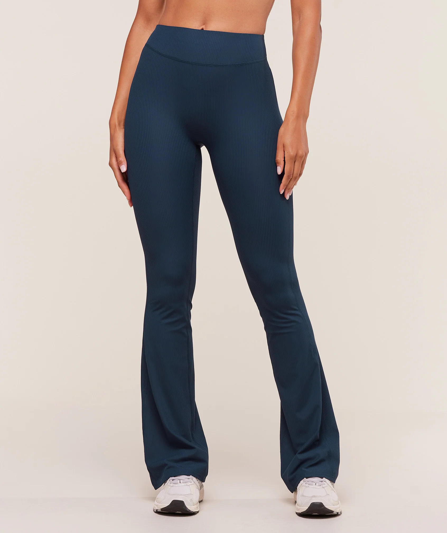 Ribbed Flared Legging