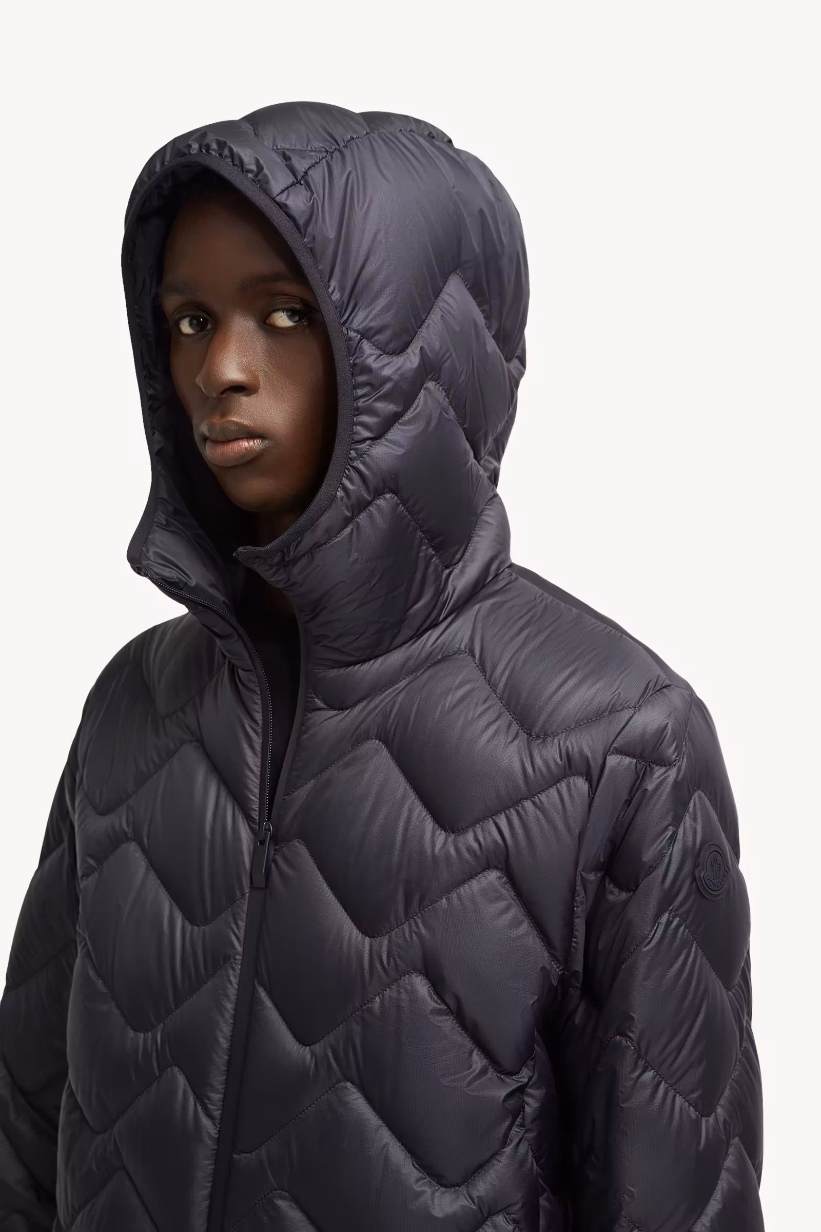 Bimont Hooded Wave-Quilted Short Down Jacket