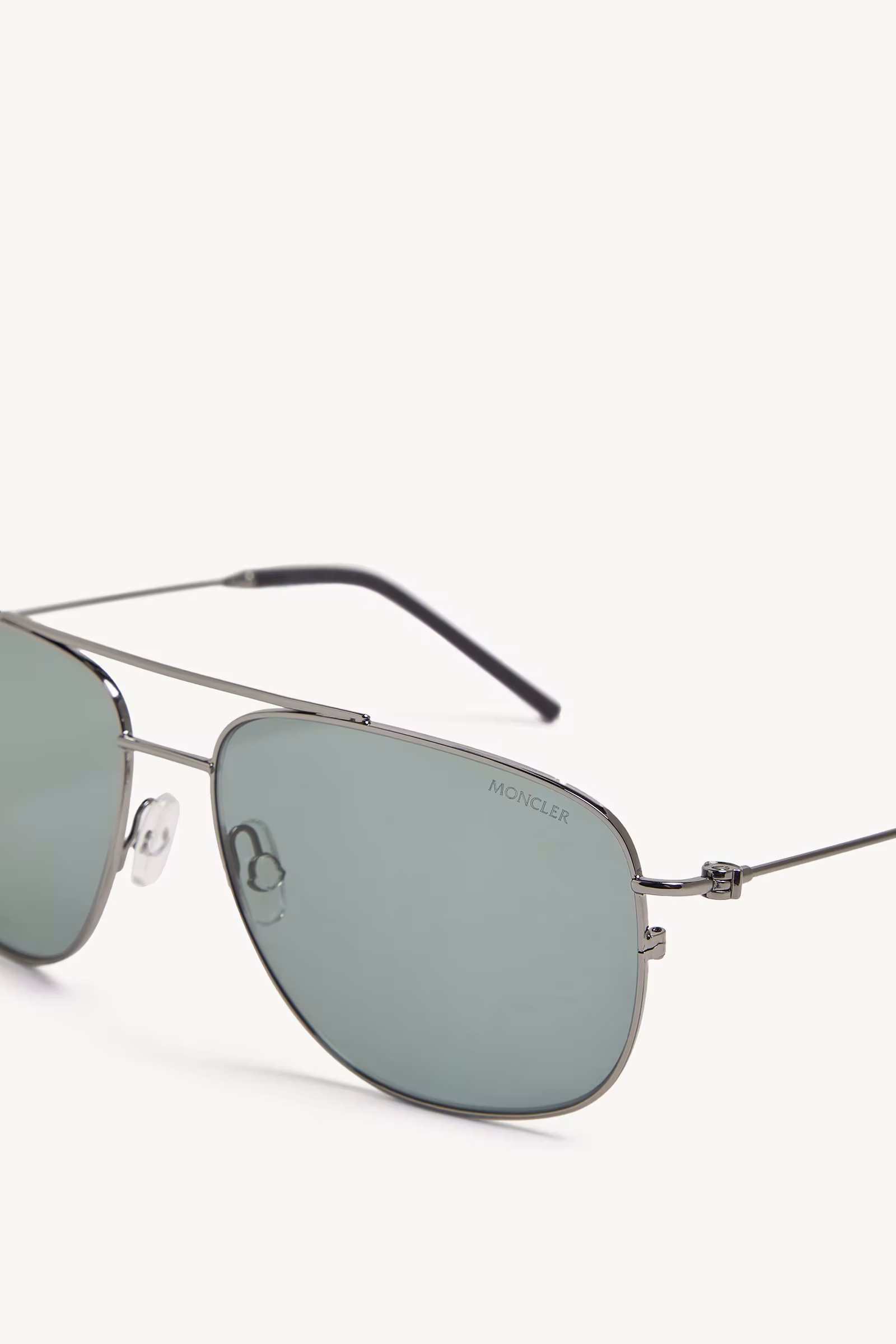 Alumni Pilot Sunglasses