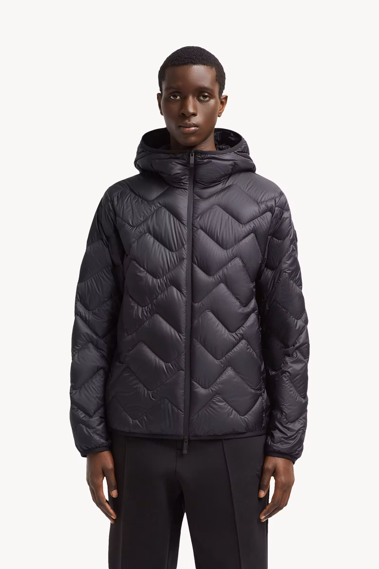 Bimont Hooded Wave-Quilted Short Down Jacket