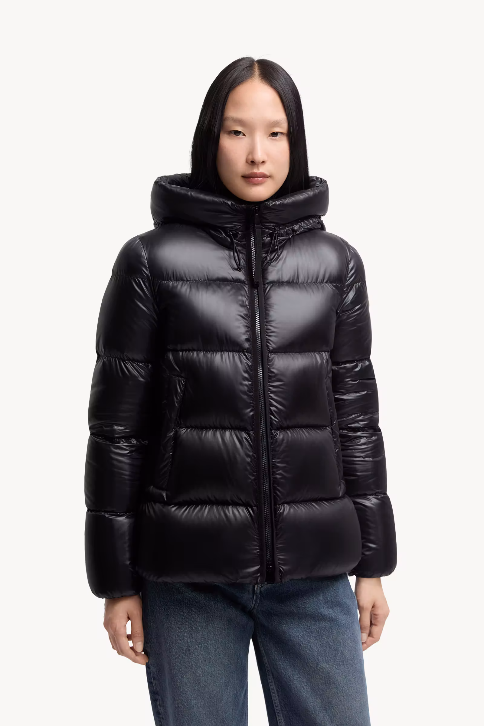 Serittes Hooded Short Down Jacket