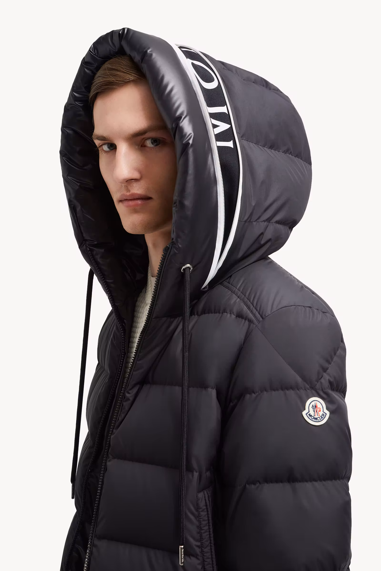 Cardere Hooded Short Down Jacket