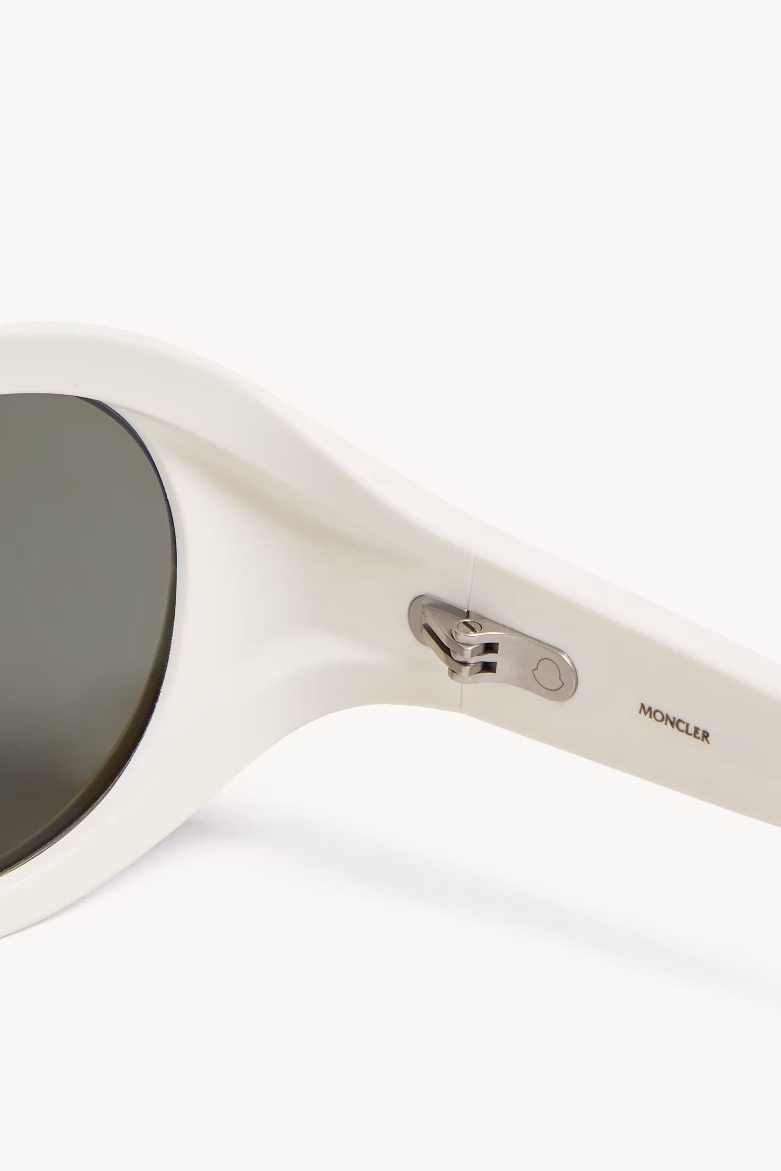 Futuro Round Sunglasses