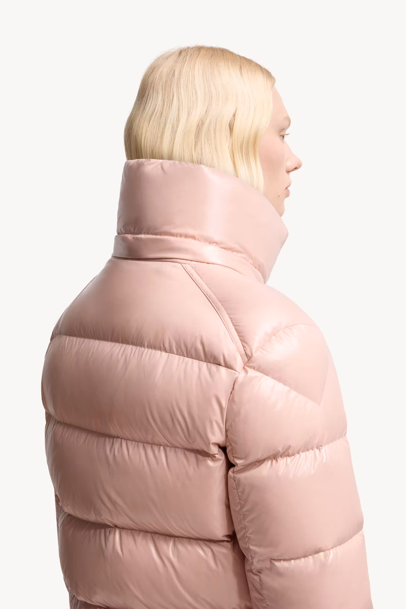 Maire Hooded Short Down Jacket