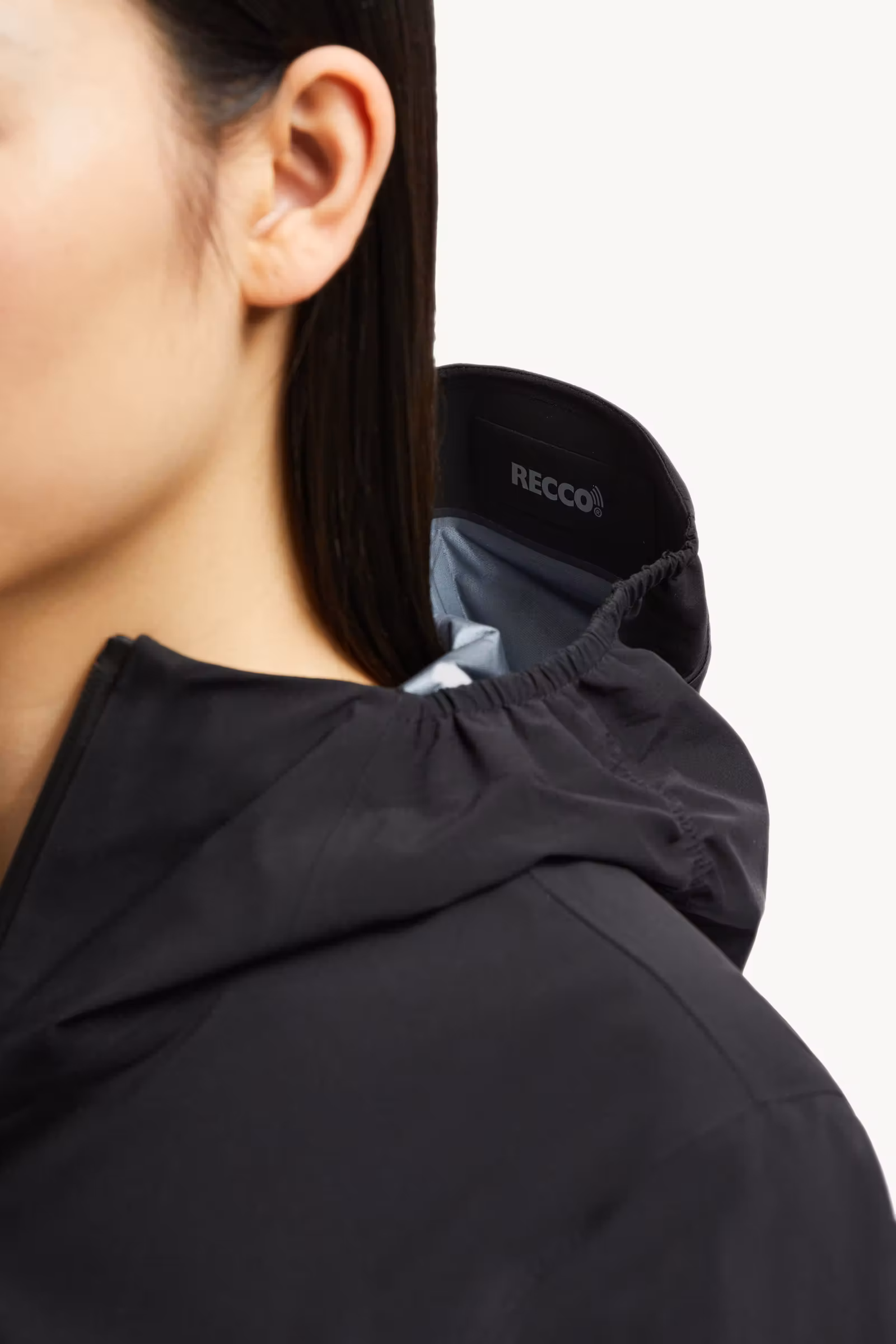 Valles Hooded Shell Jacket