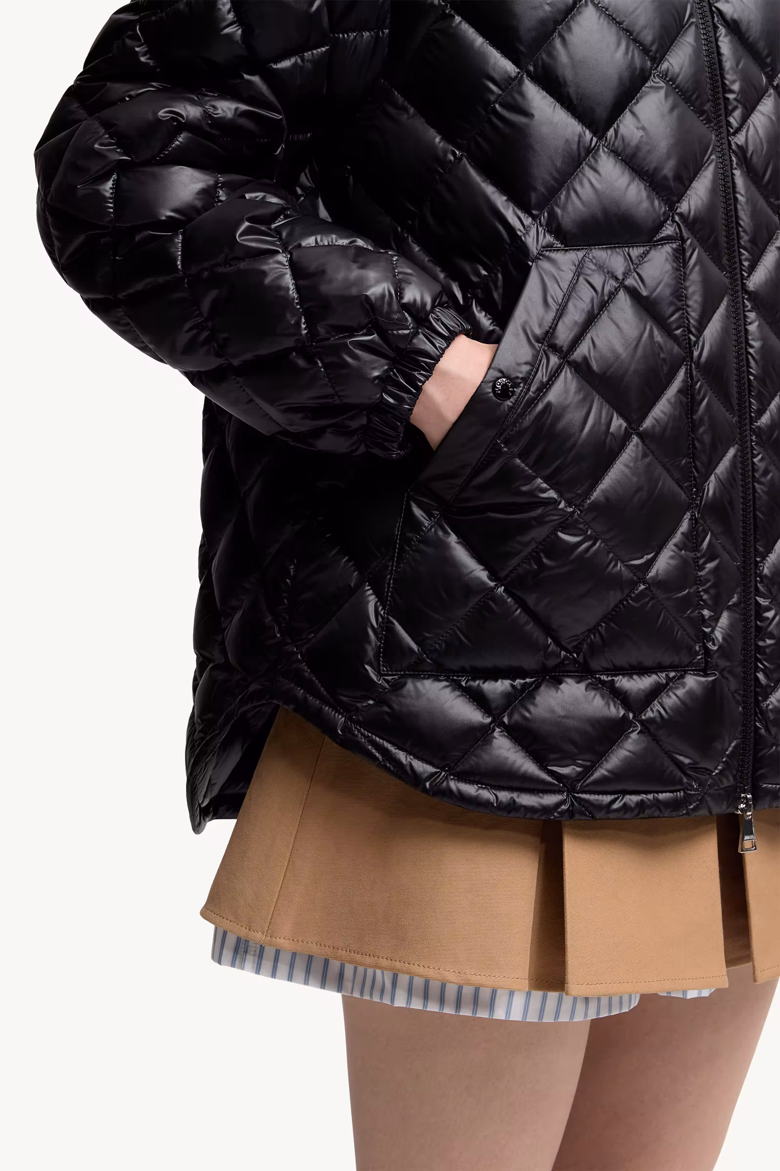 Diamond-Quilted Hooded Short Down Jacket
