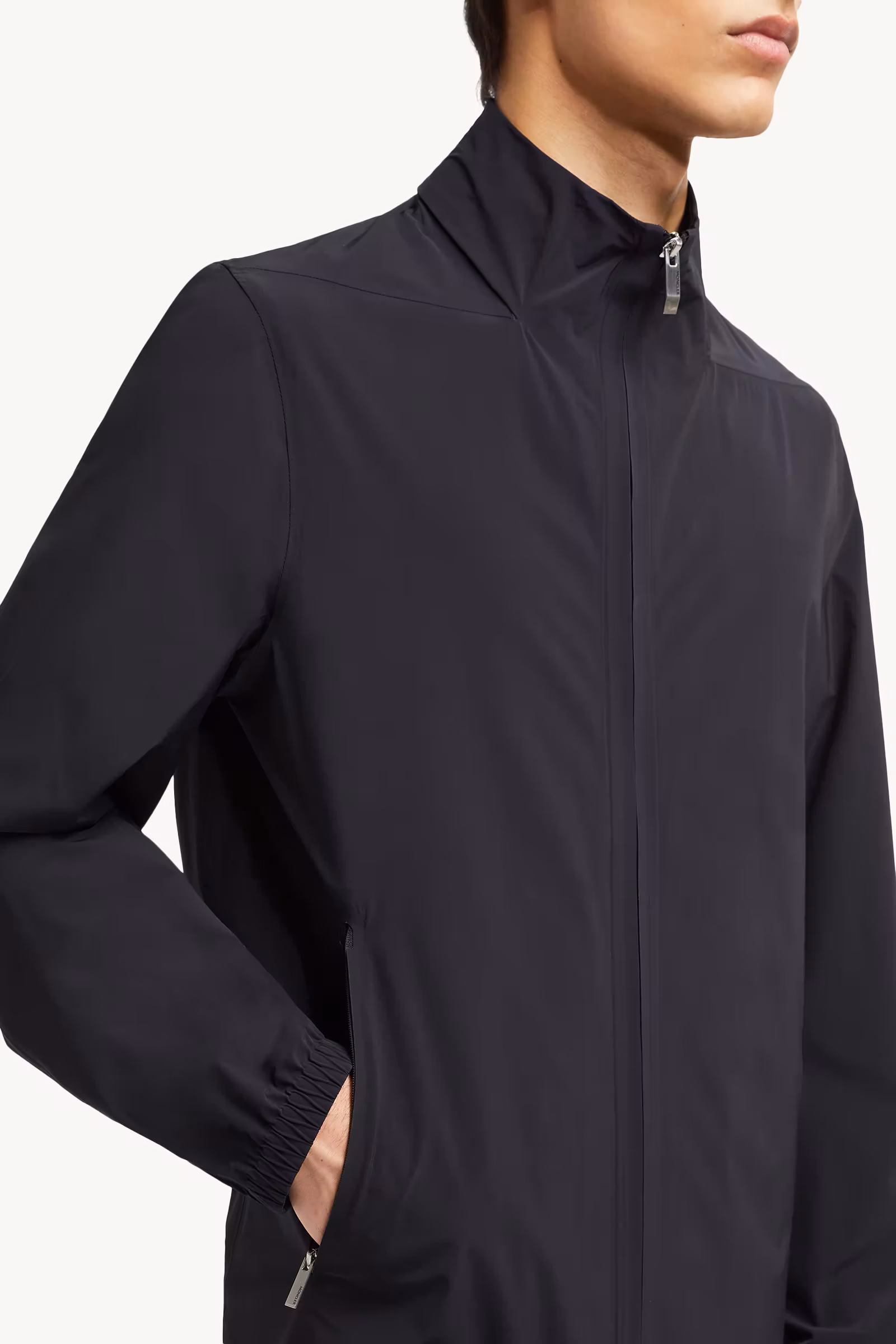 Frene Windbreaker