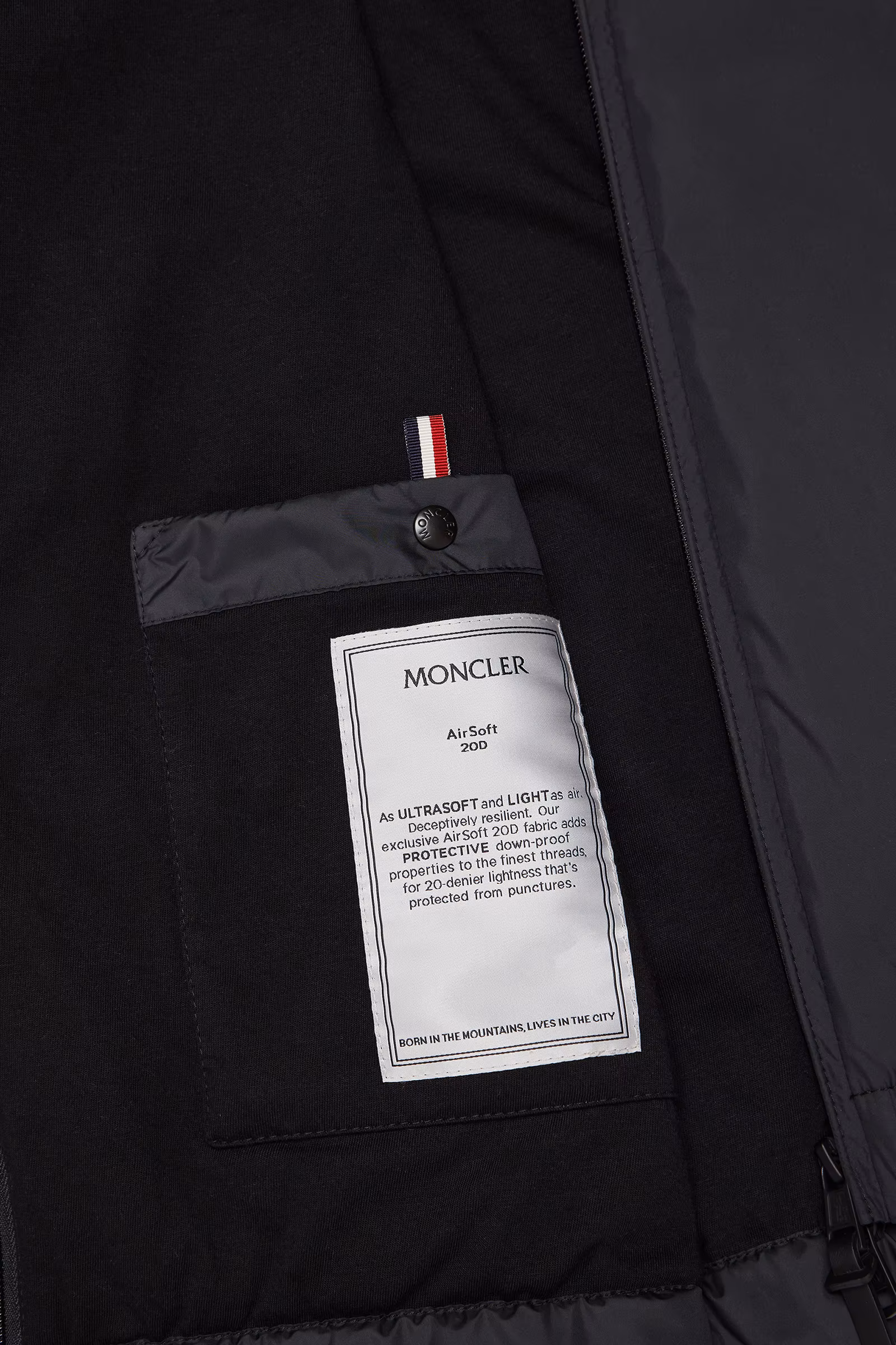 Domene Hooded Windbreaker