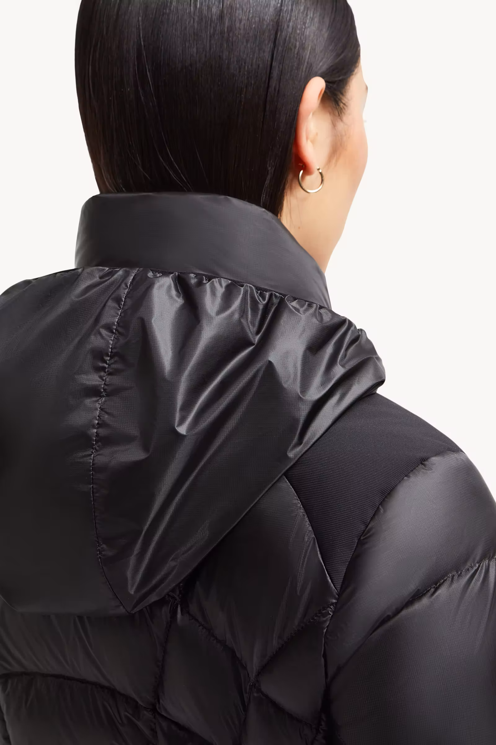 Gramont Hooded Geometric-Quilted Short Down Jacket