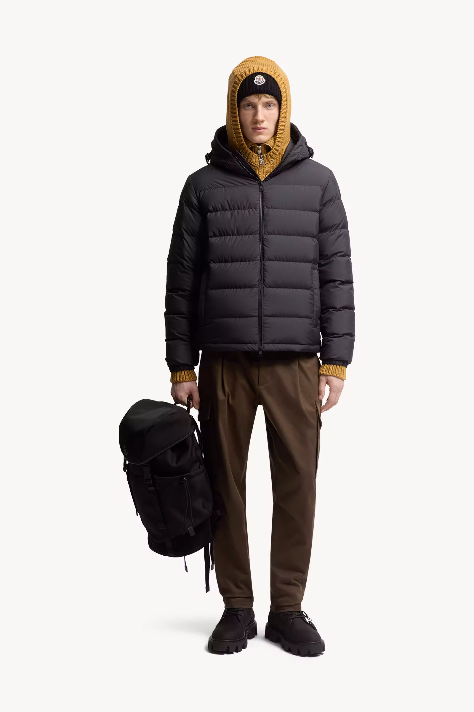 Laveraet Hooded Short Down Jacket
