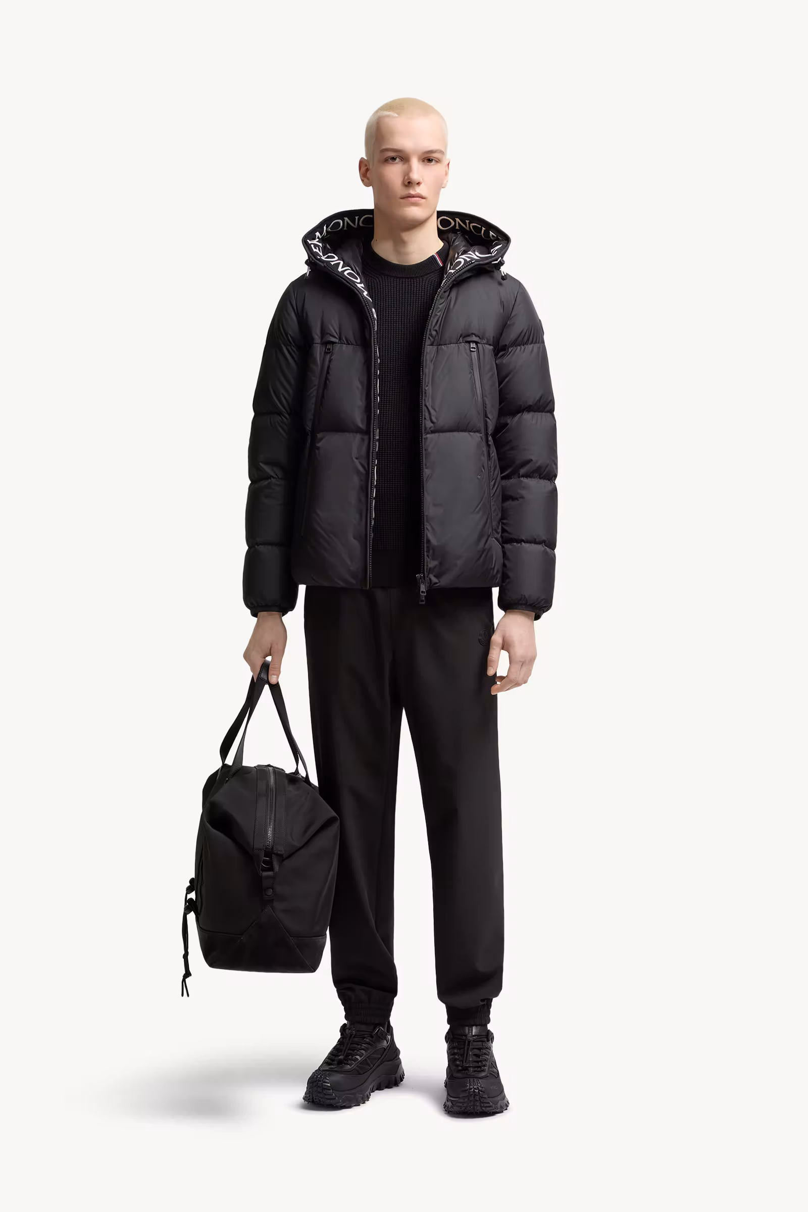 Montcla Hooded Short Down Jacket