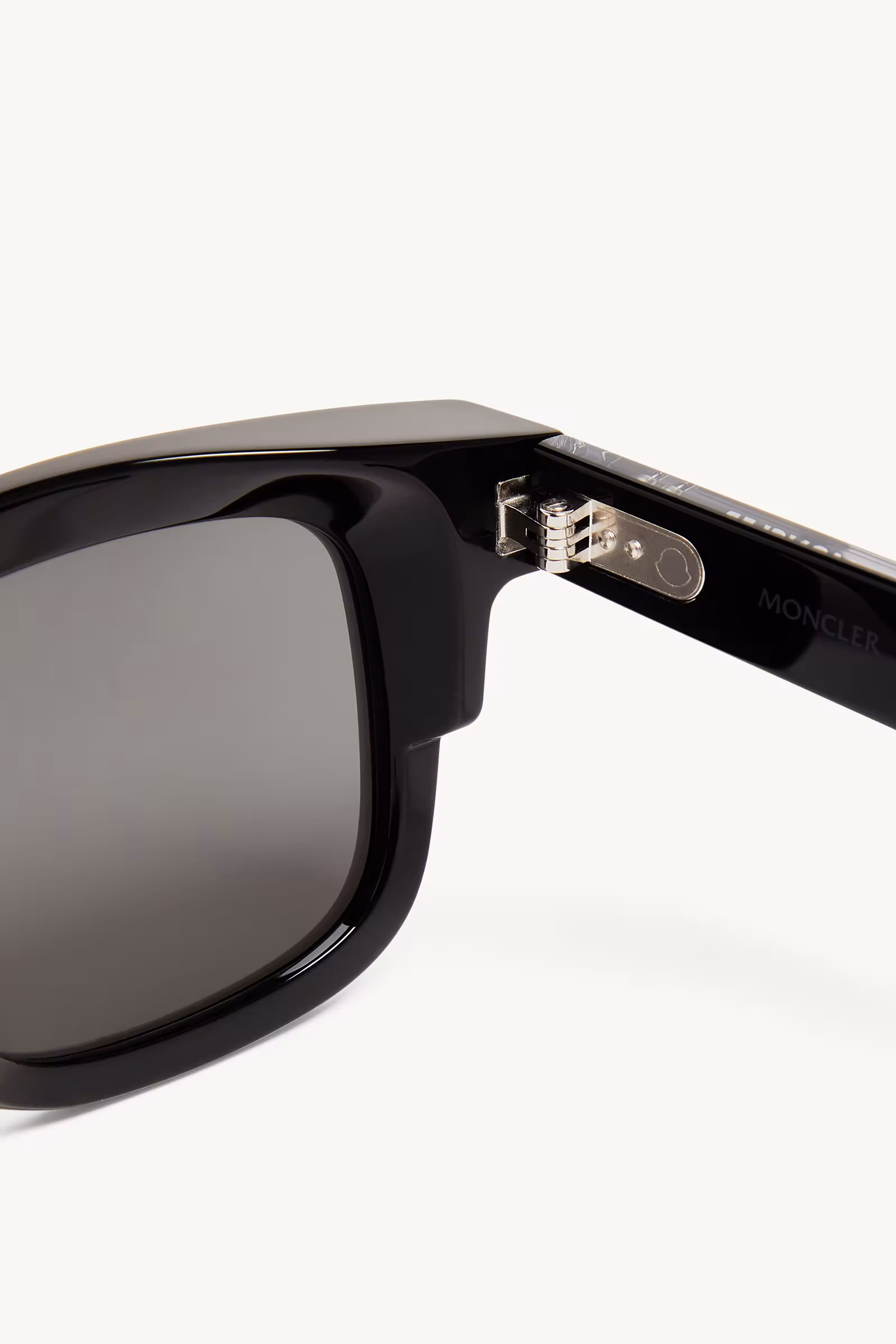 Claro Squared Sunglasses