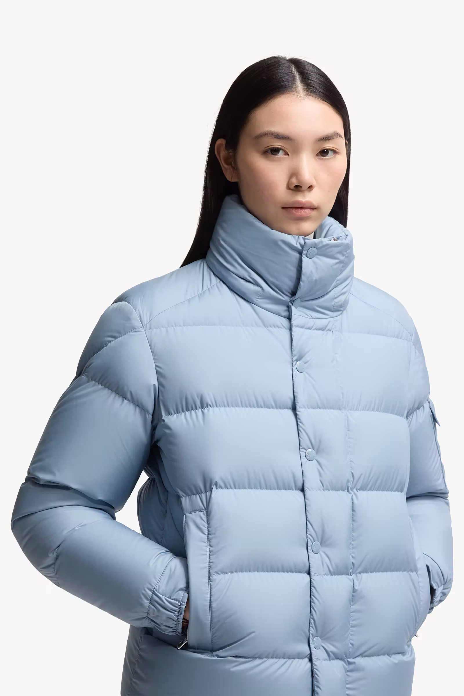 Moncler Maya 70 Hooded Short Down Jacket