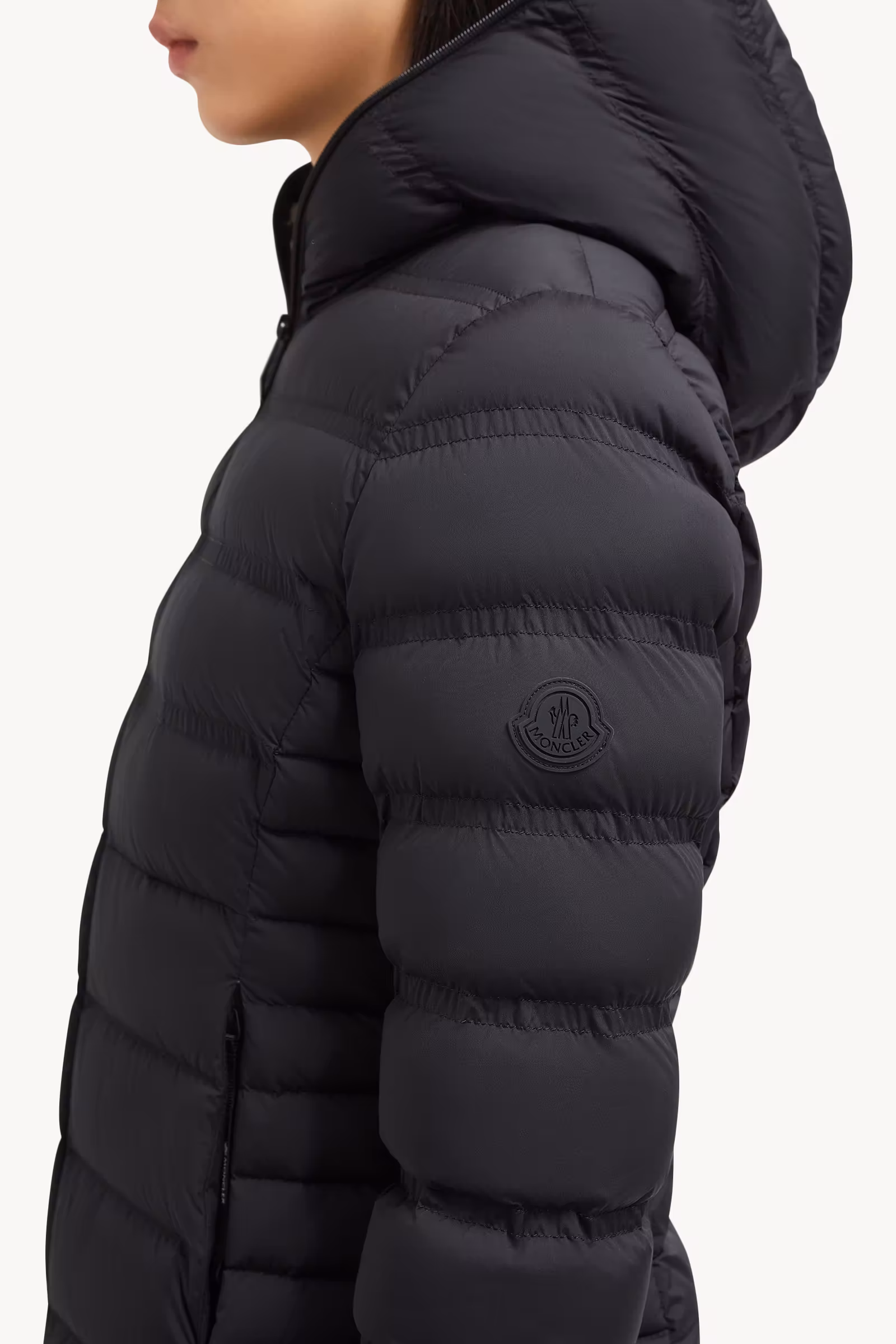 Alete Hooded Short Down Jacket