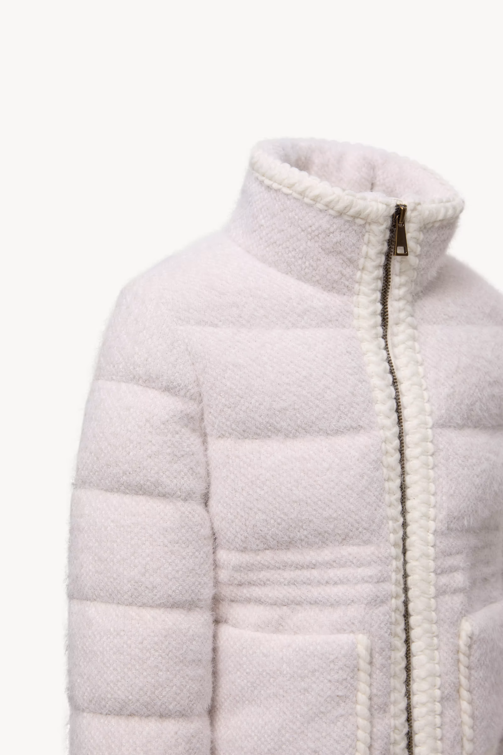 Erzenia Down Jacket