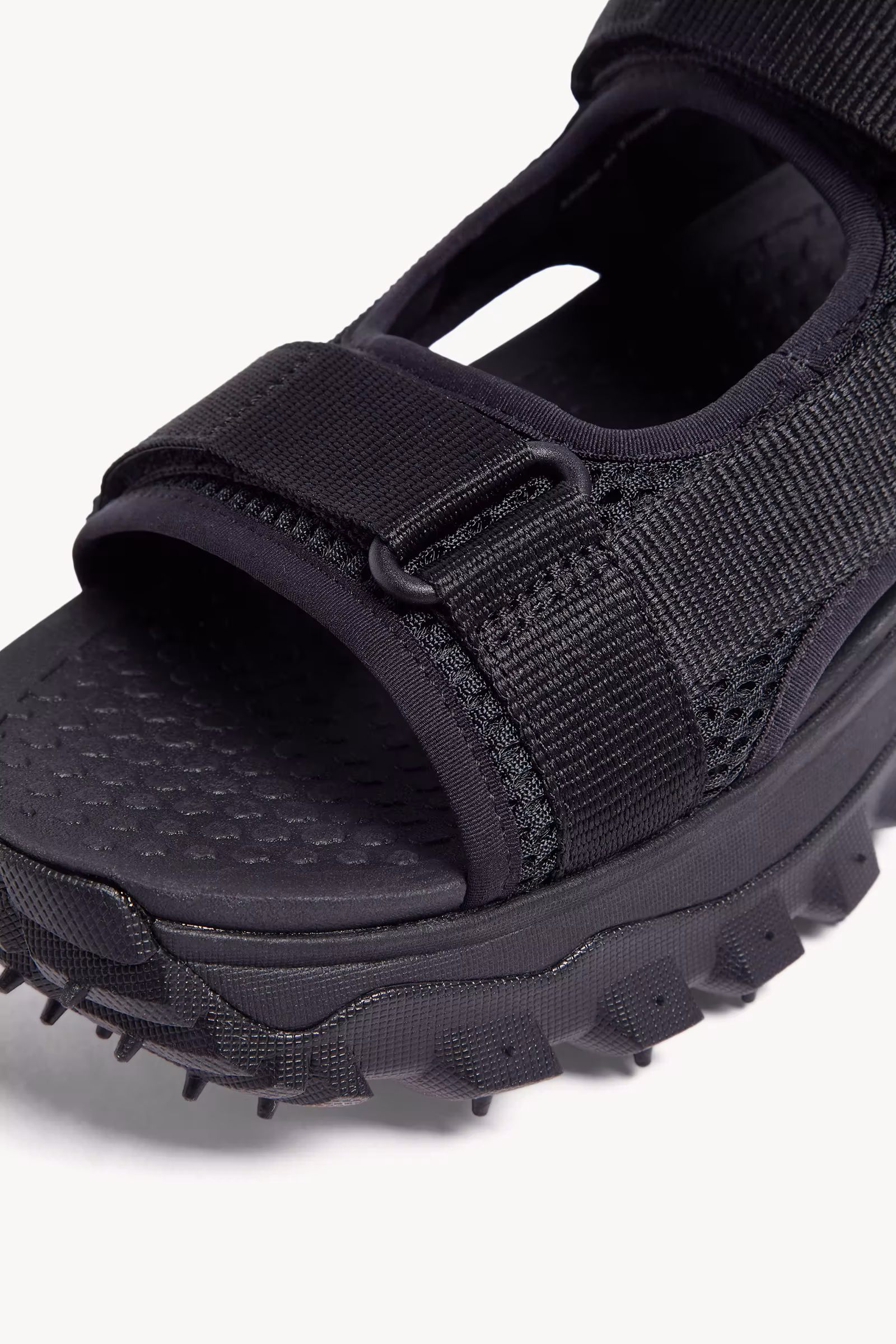 Trailgrip Vela Water-Repellent Sandals