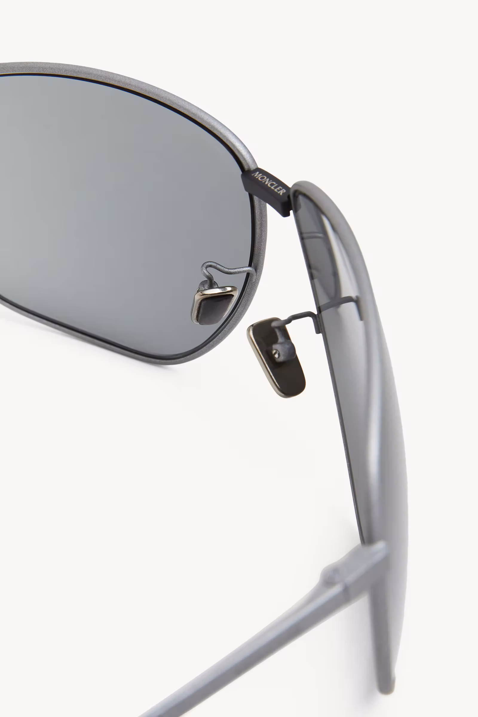 Atlas Pilot Sunglasses