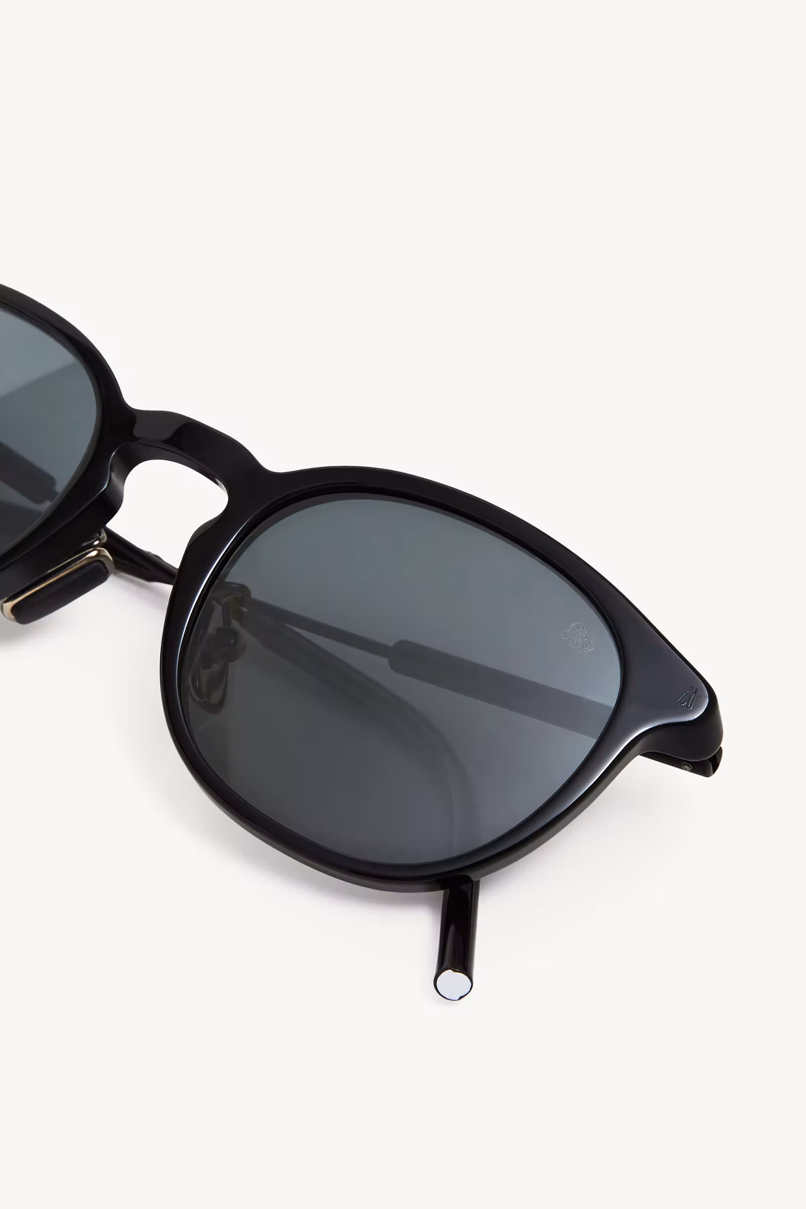 Barbb Round Sunglasses