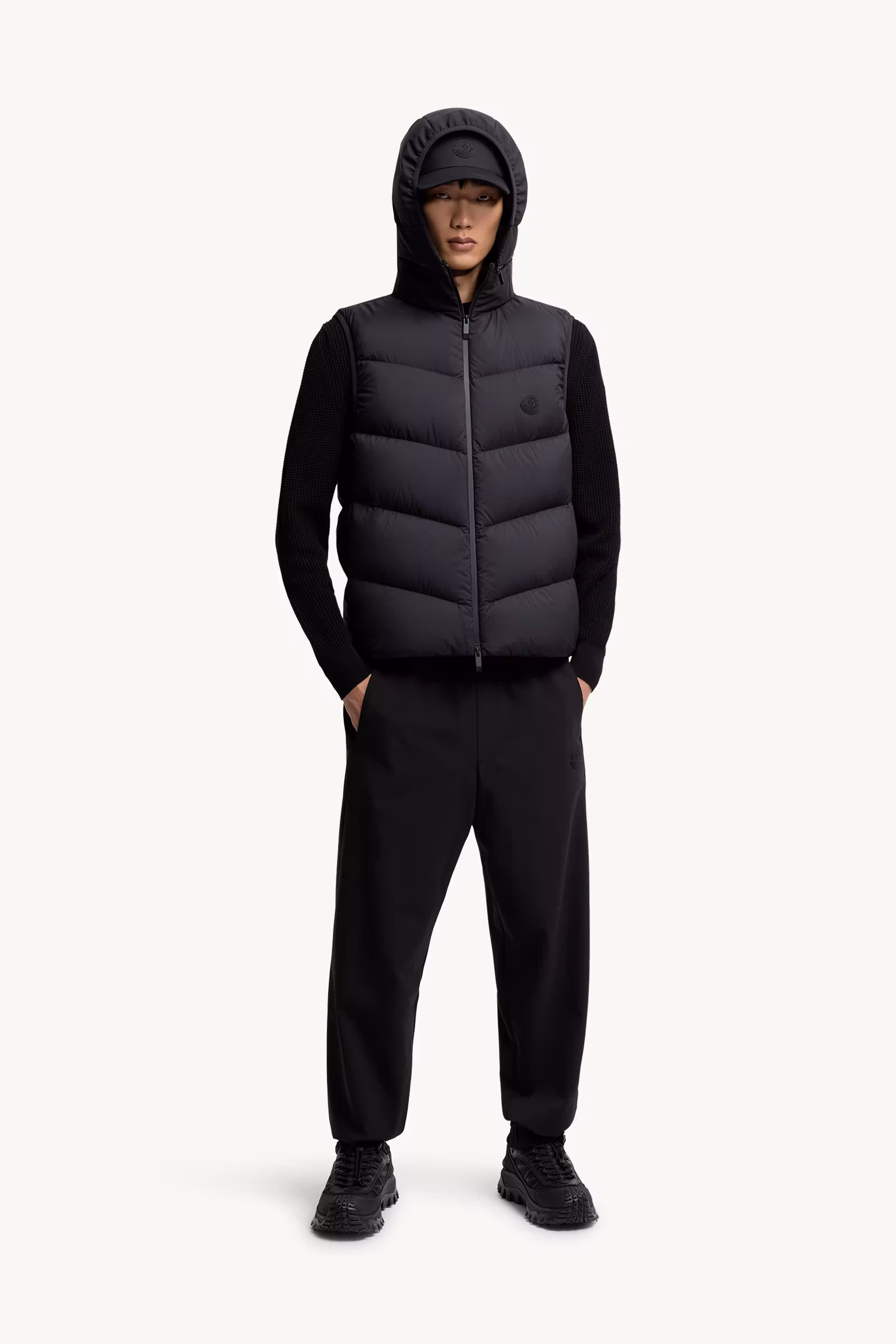 Guersac Diagonal-Quilted Hooded Down Vest