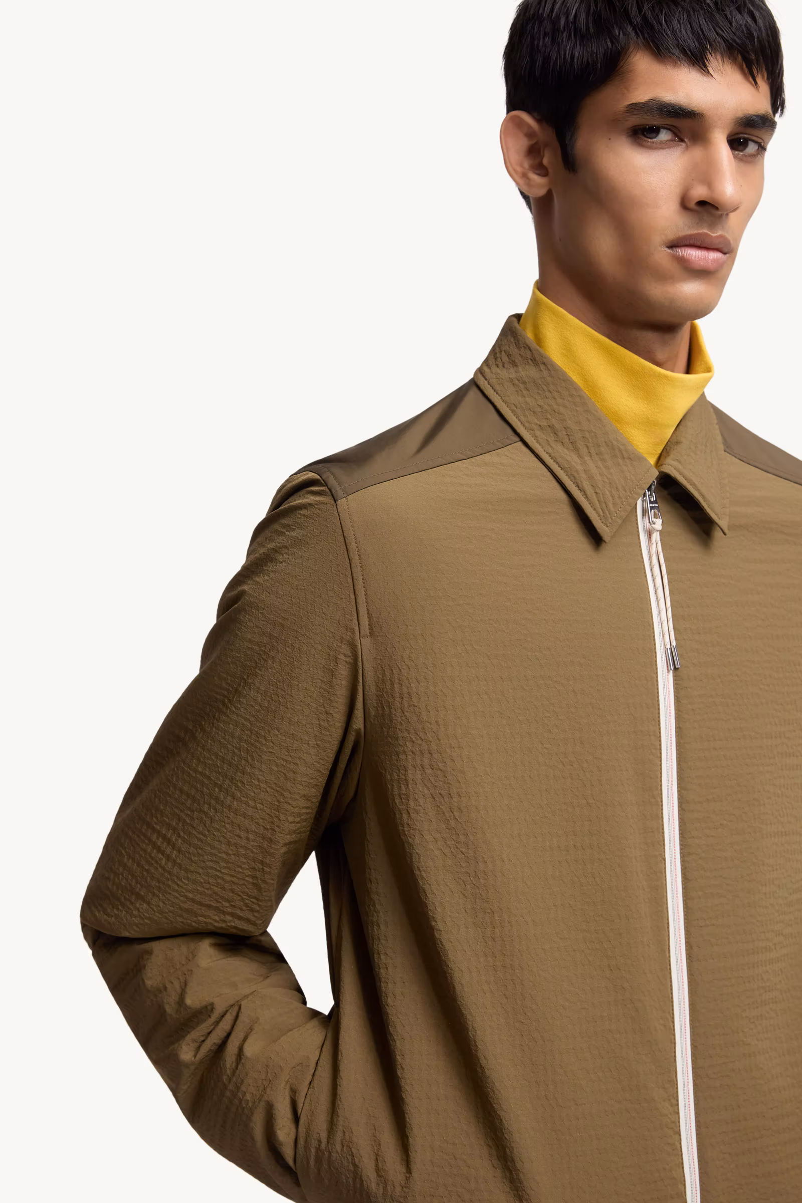 Padded Seersucker Zip-Up Shirt