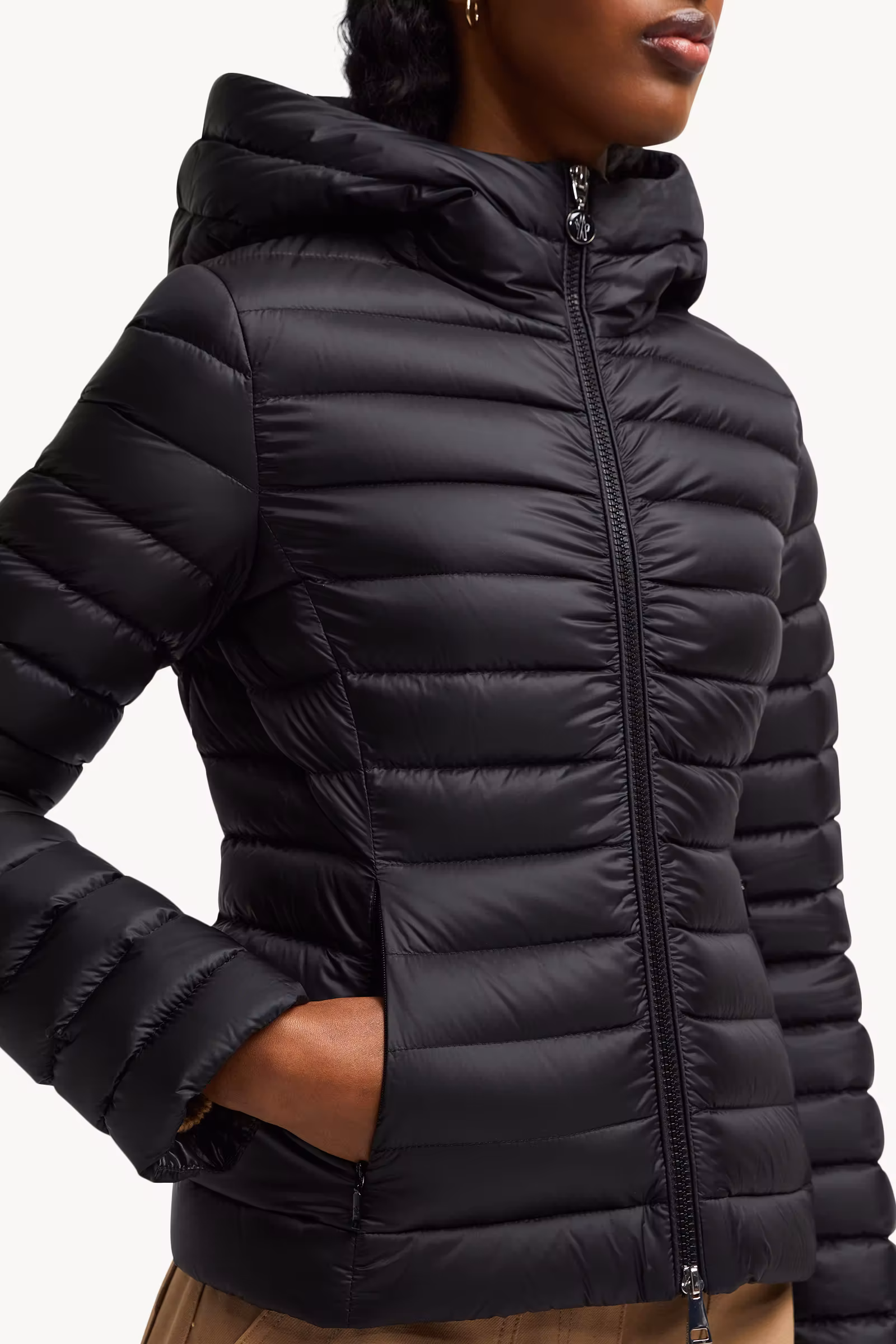 Ige Hooded Short Down Jacket