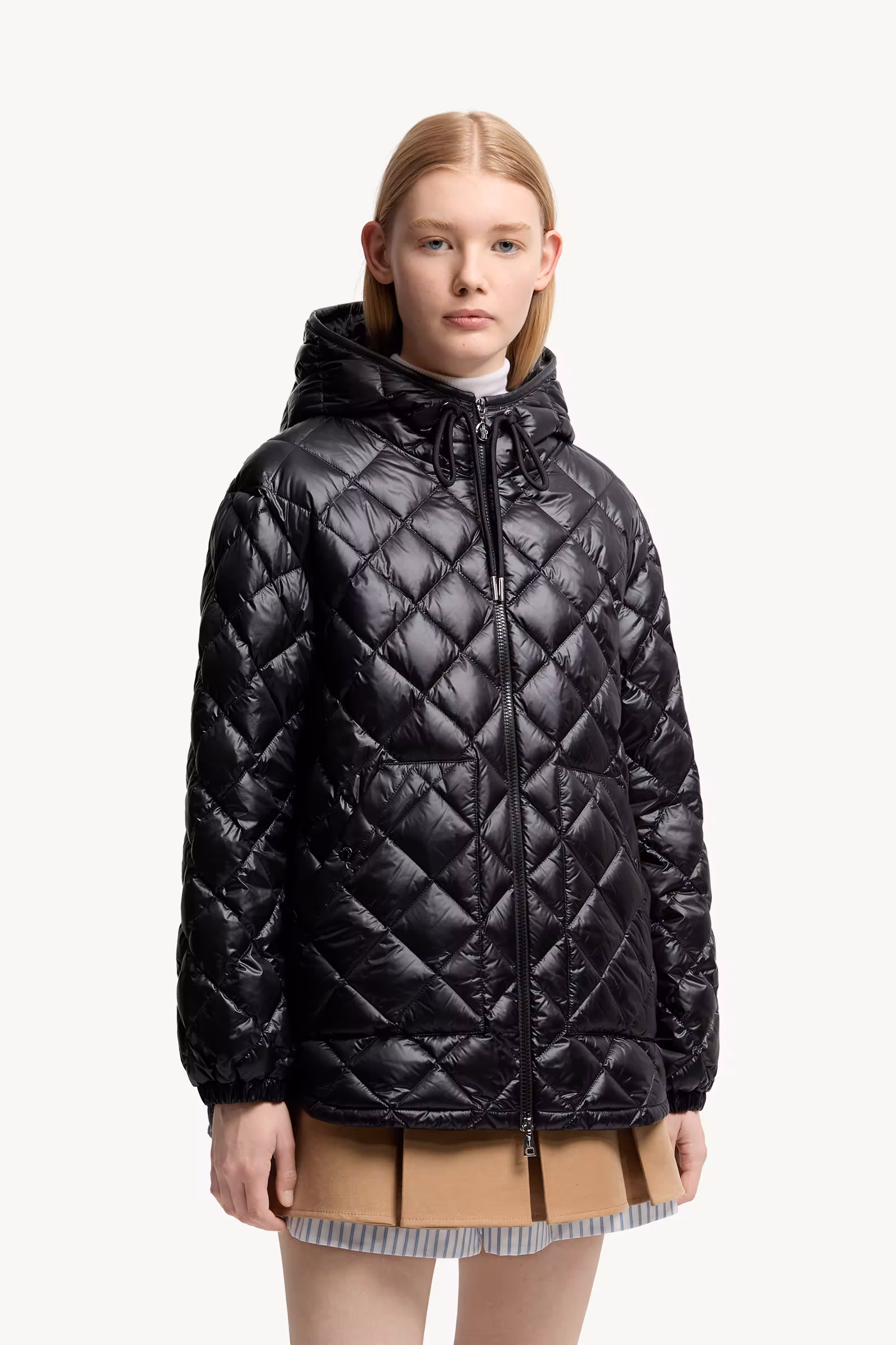 Diamond-Quilted Hooded Short Down Jacket