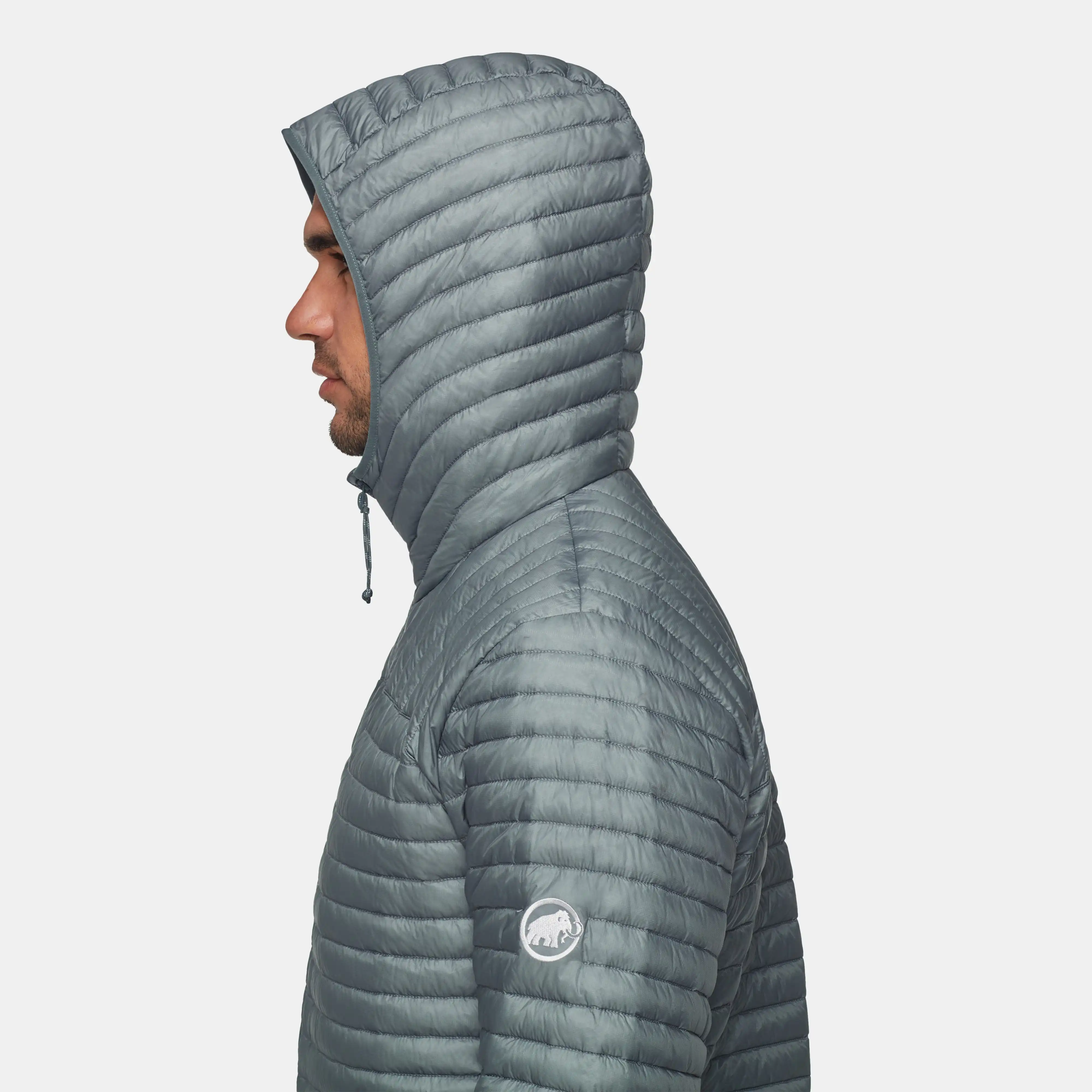 Broad Peak Light IN Hooded Jacket Men 1013-03720