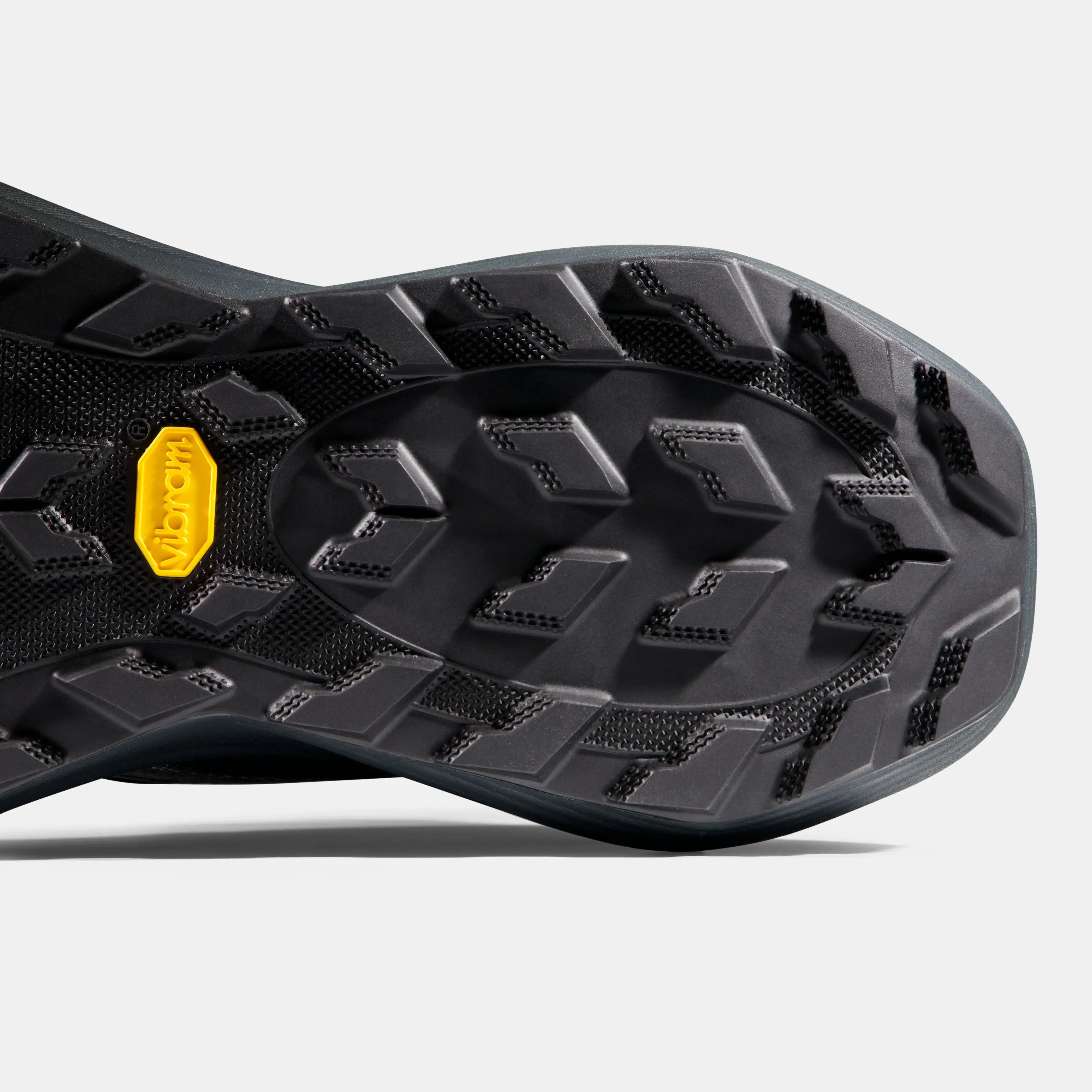 Aenergy Ultra Low GTX Men 3030-05340