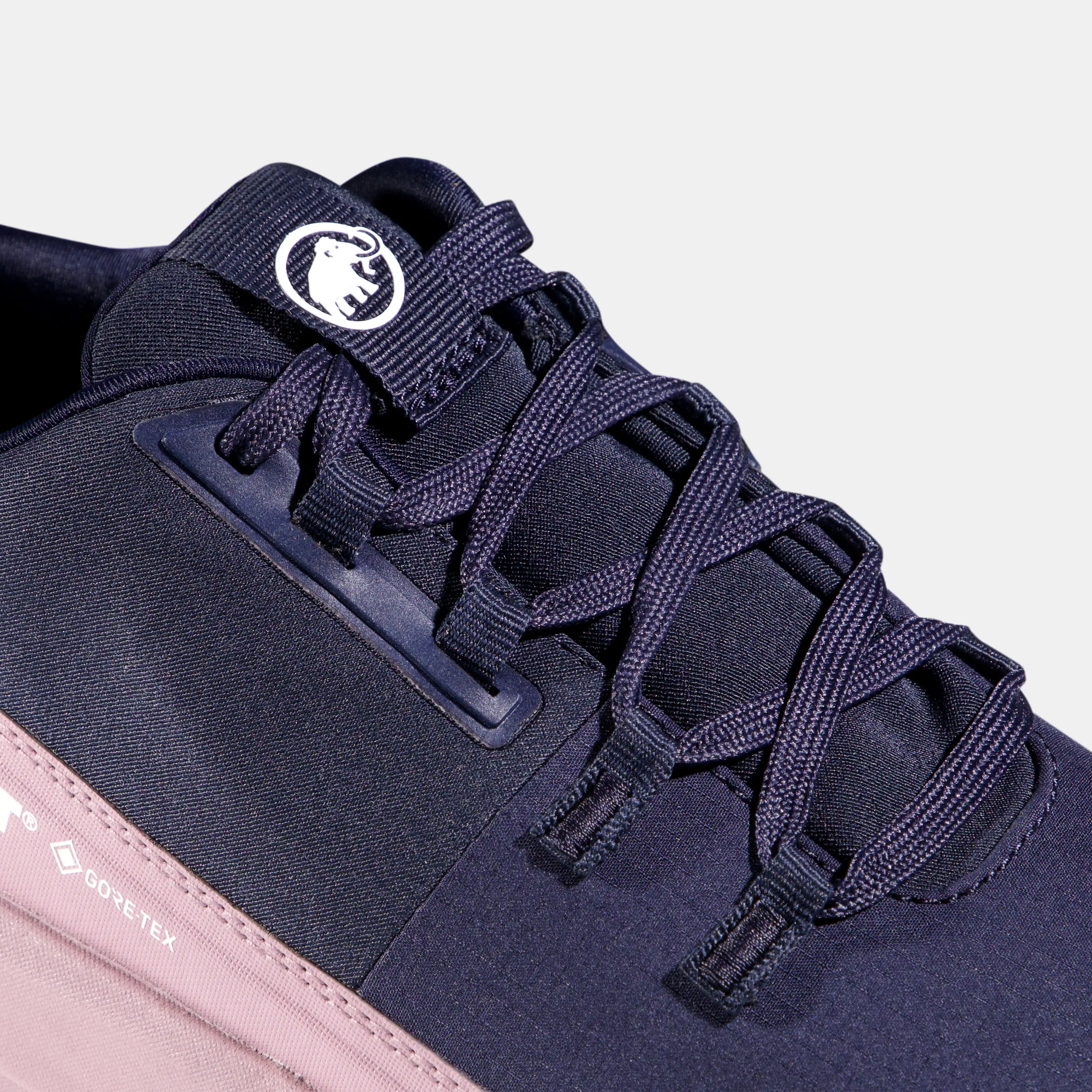 Aenergy Hike Low GTX Women 3030-05220