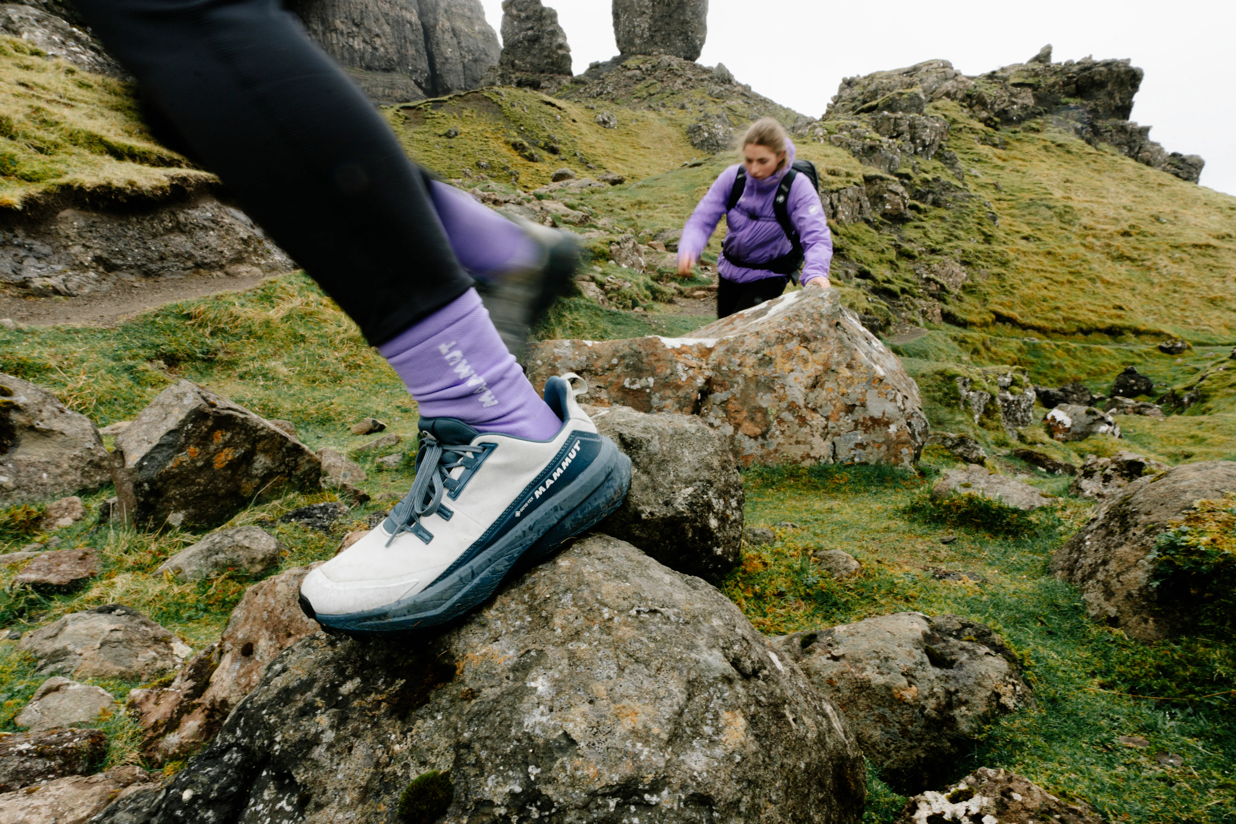 All-Mountain Targeted Cushion Quarter Socks 1193-00051