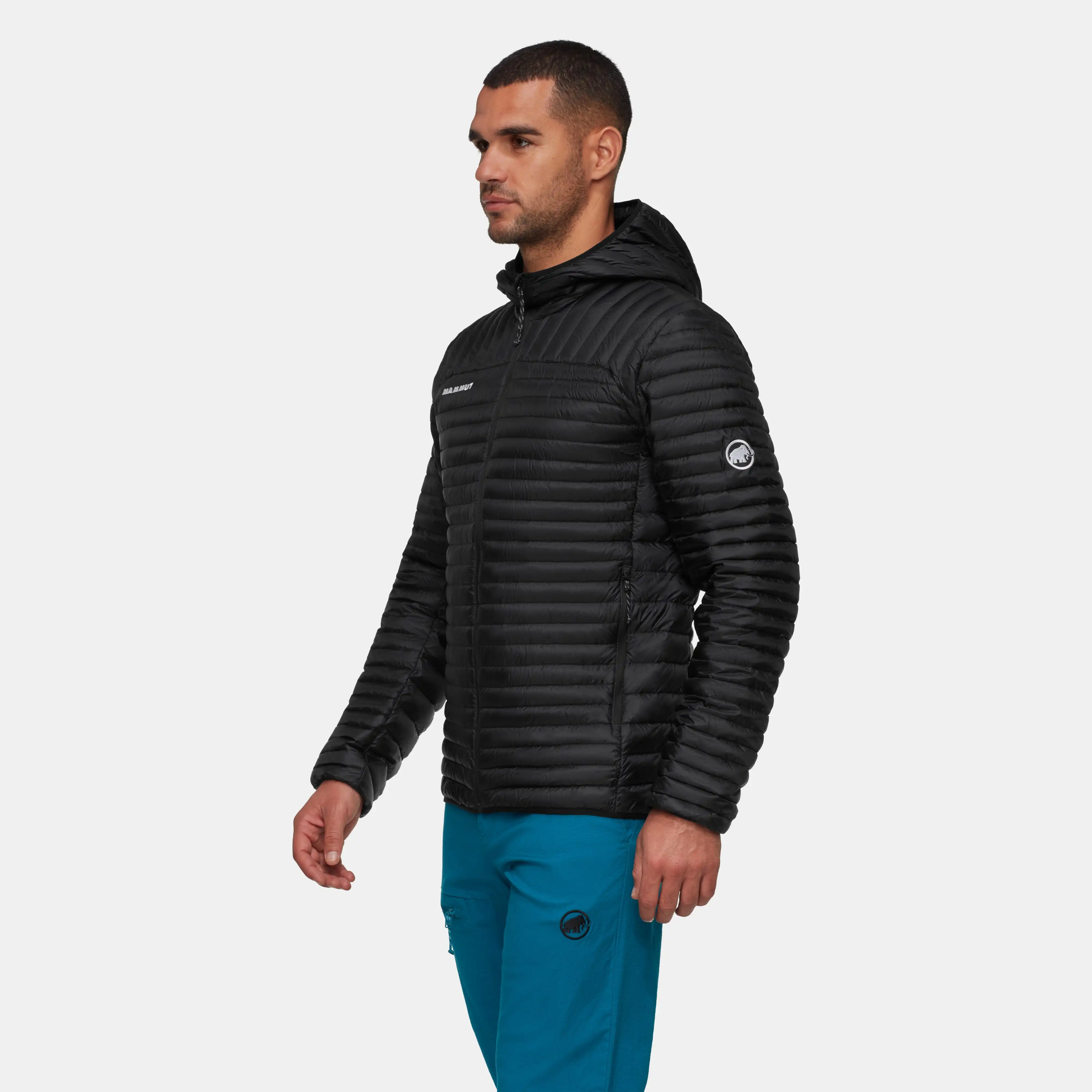 Broad Peak Light IN Hooded Jacket Men 1013-03720