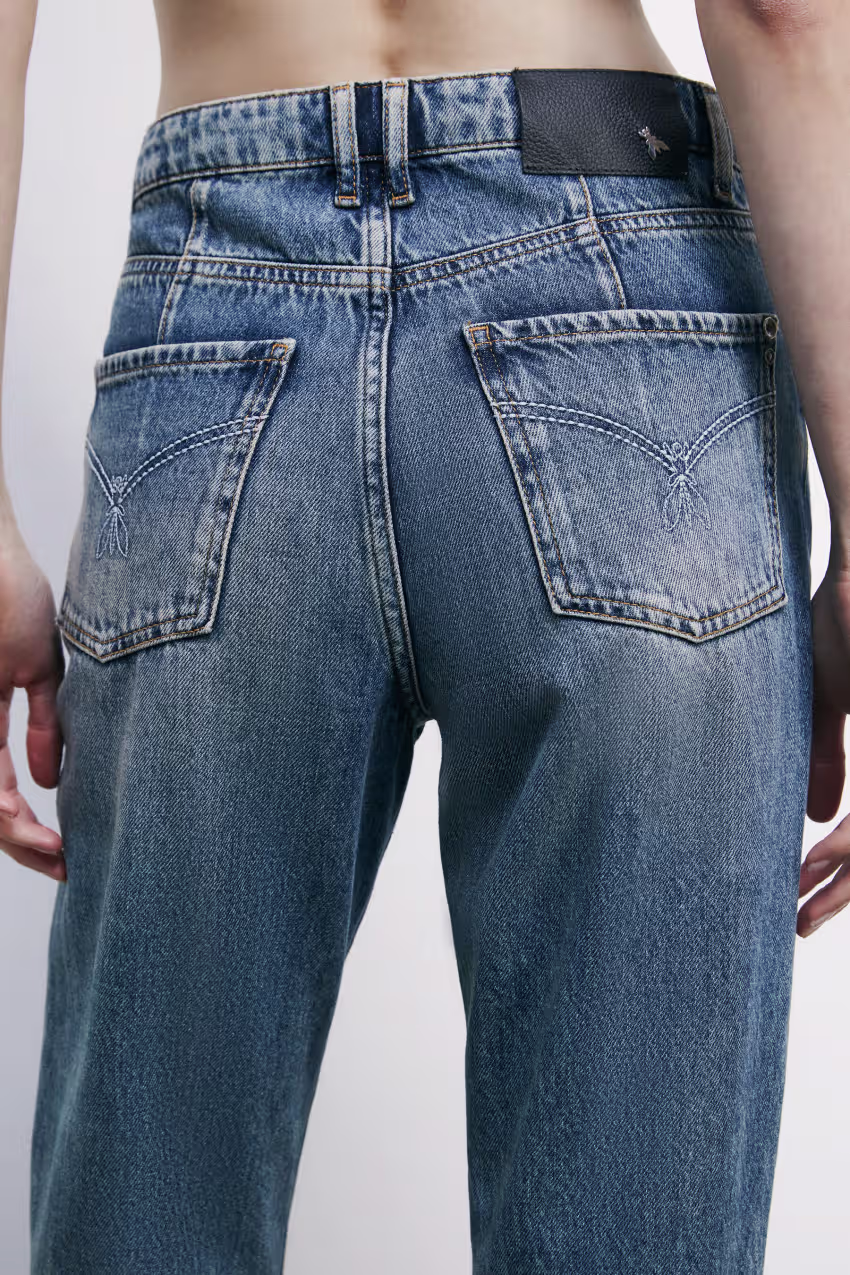 Jeans a sigaretta a vita alta