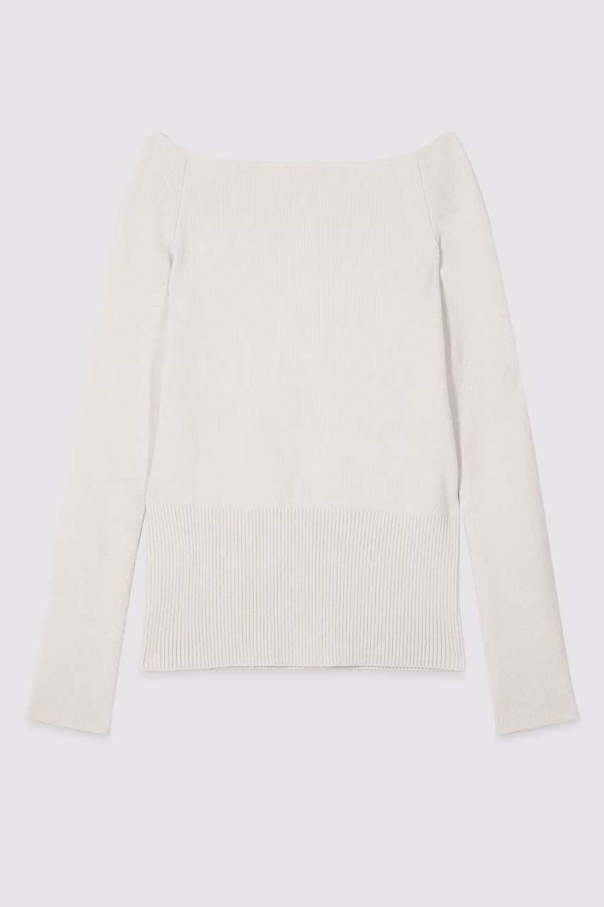 Maglia morbida con scollo ampio