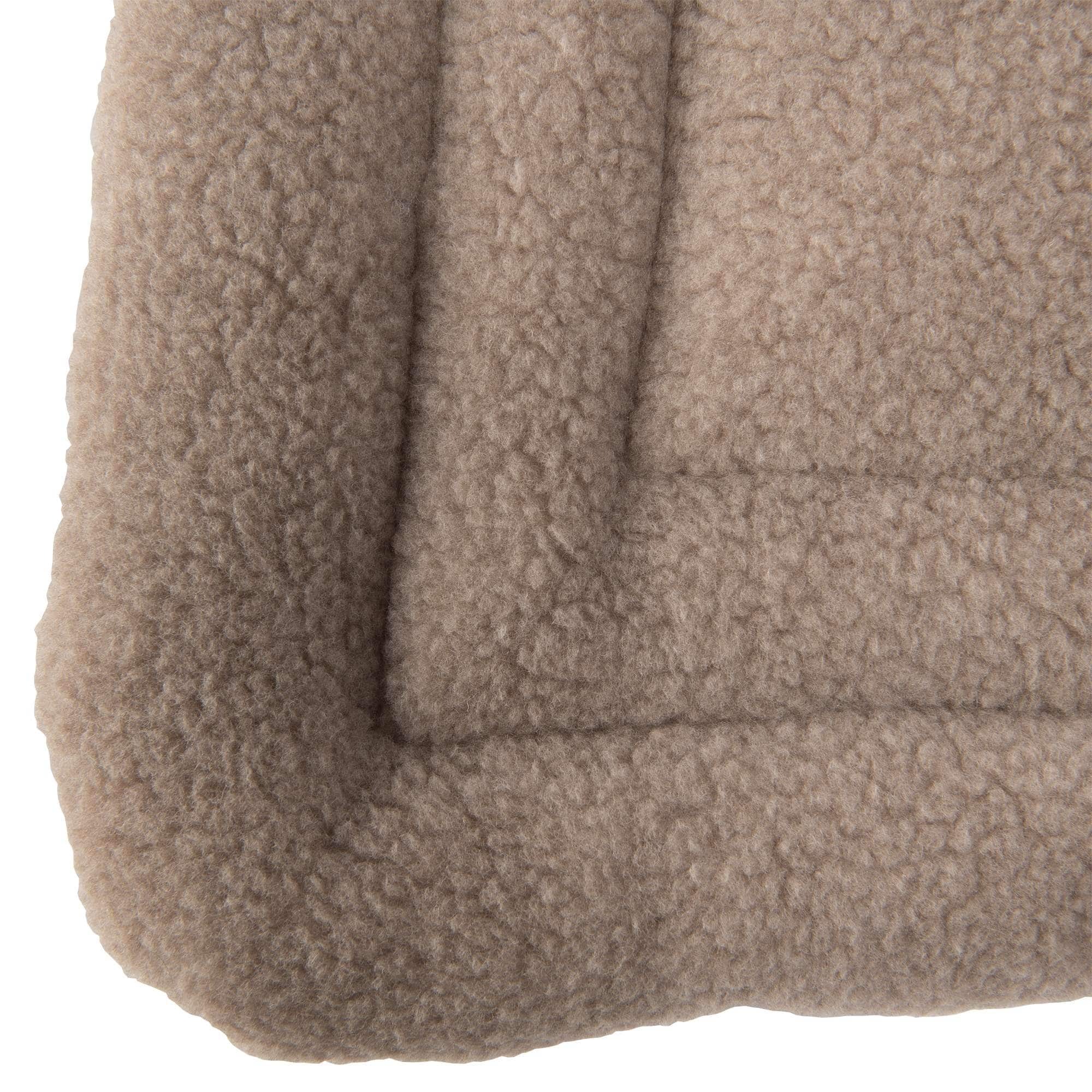 Small Firm Duck Sherpa Top Dog Napper Pad