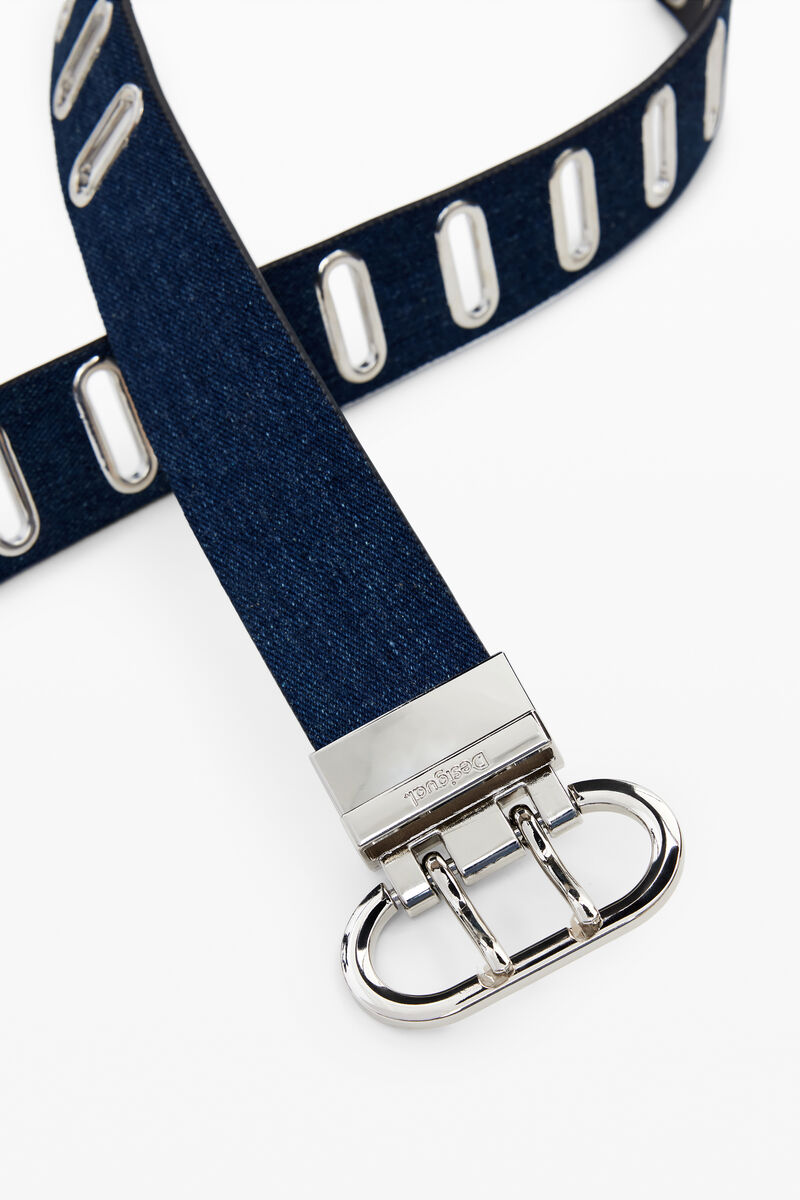 Reversible belt