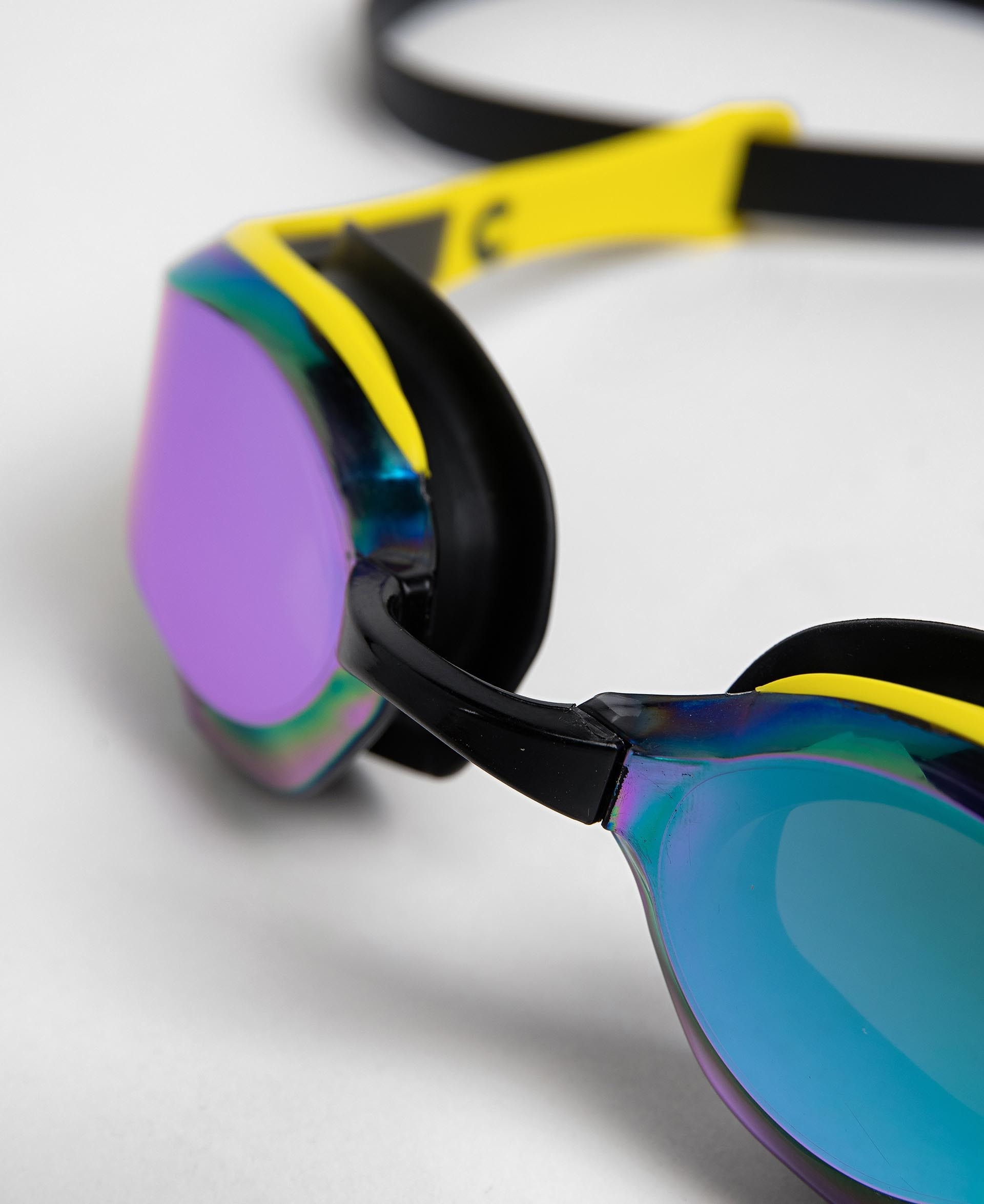 Cobra Edge Swipe Mirror Goggles