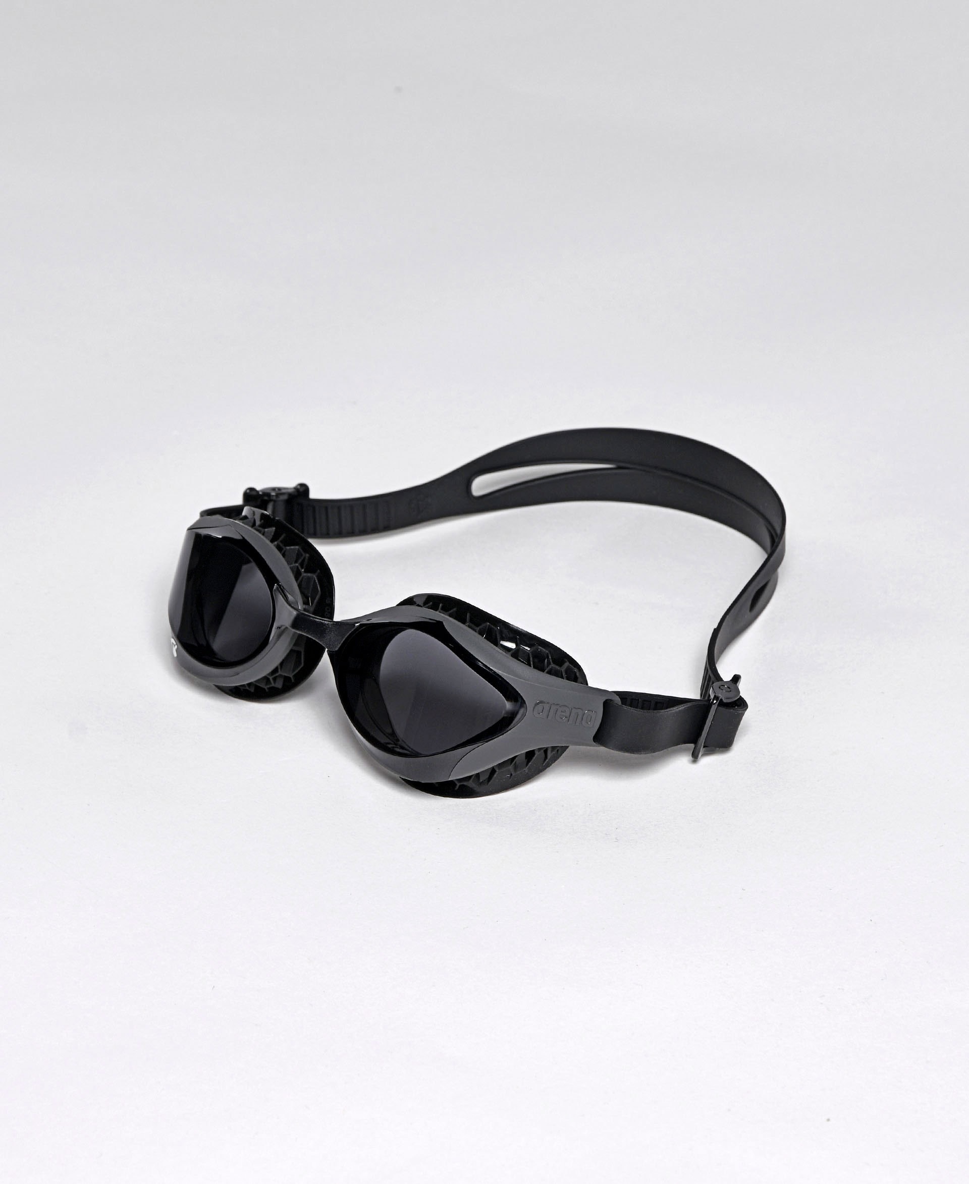 Air Bold Swipe swim goggles