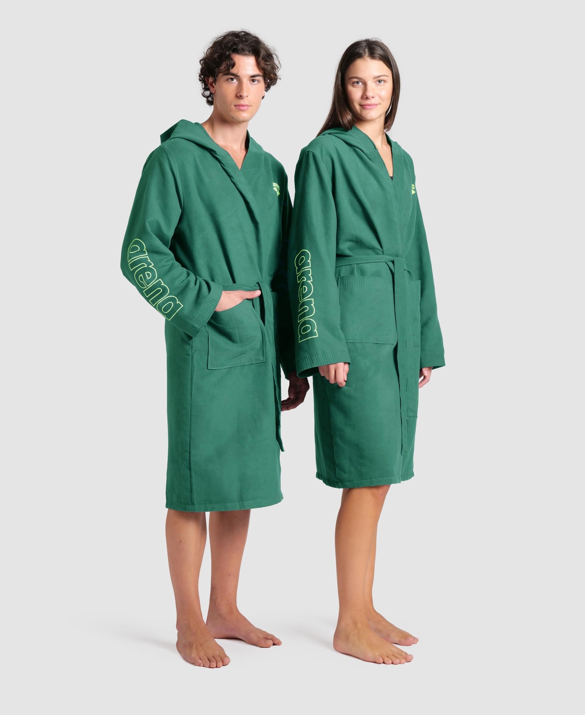 arena Zeal Robe