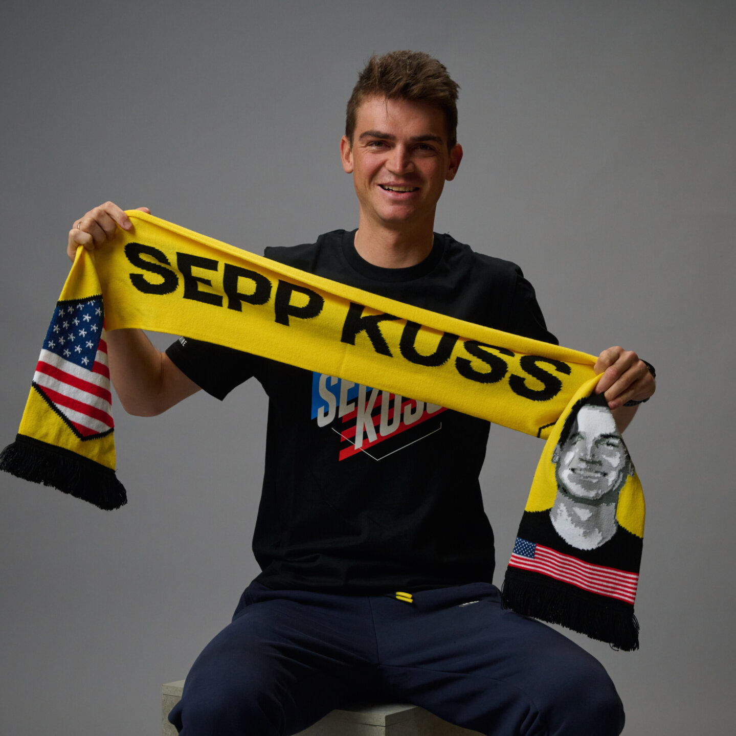 Scarf Sepp Kuss - Team Visma | Lease a Bike
