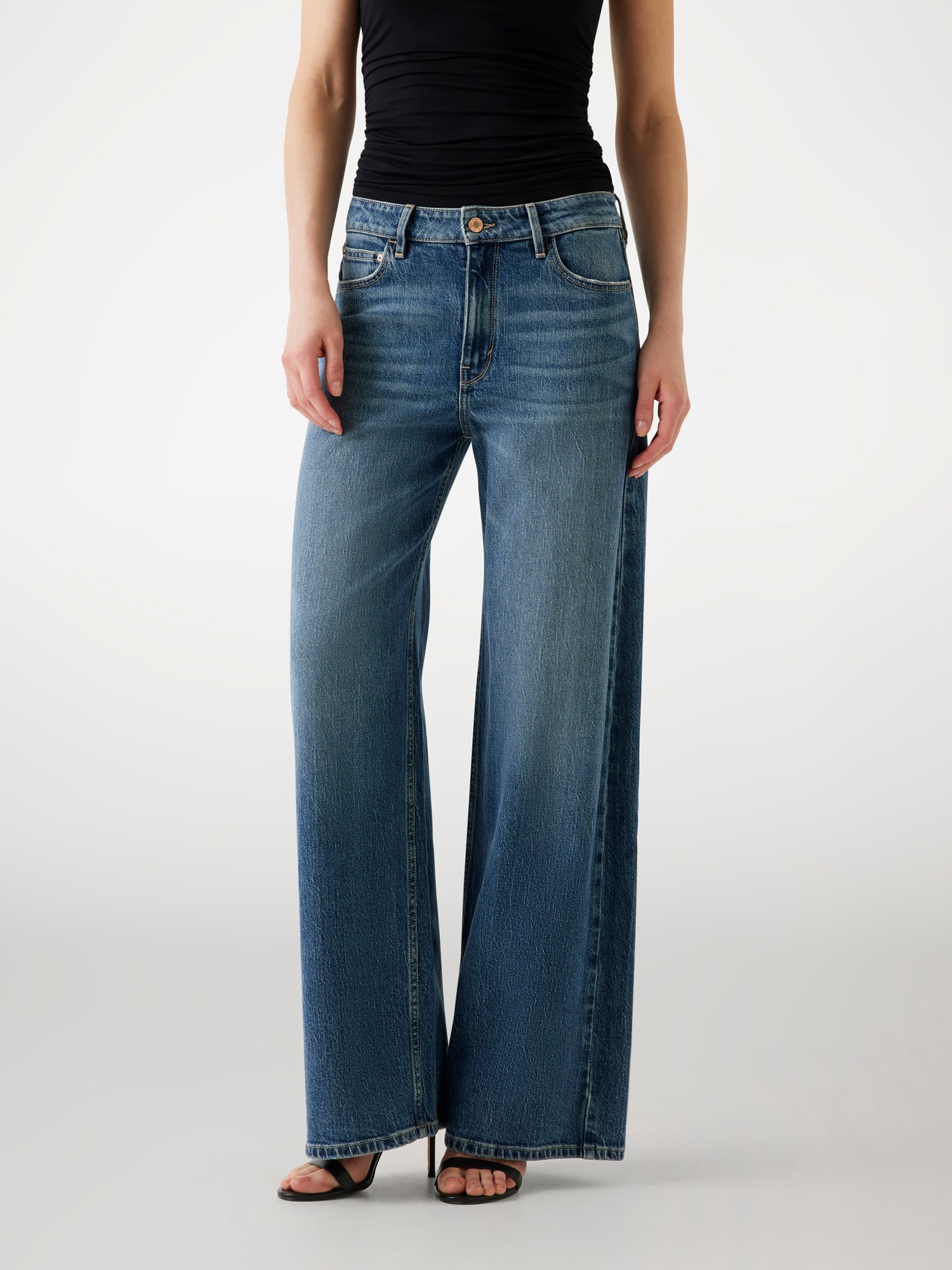 Bellflower wide-leg jeans