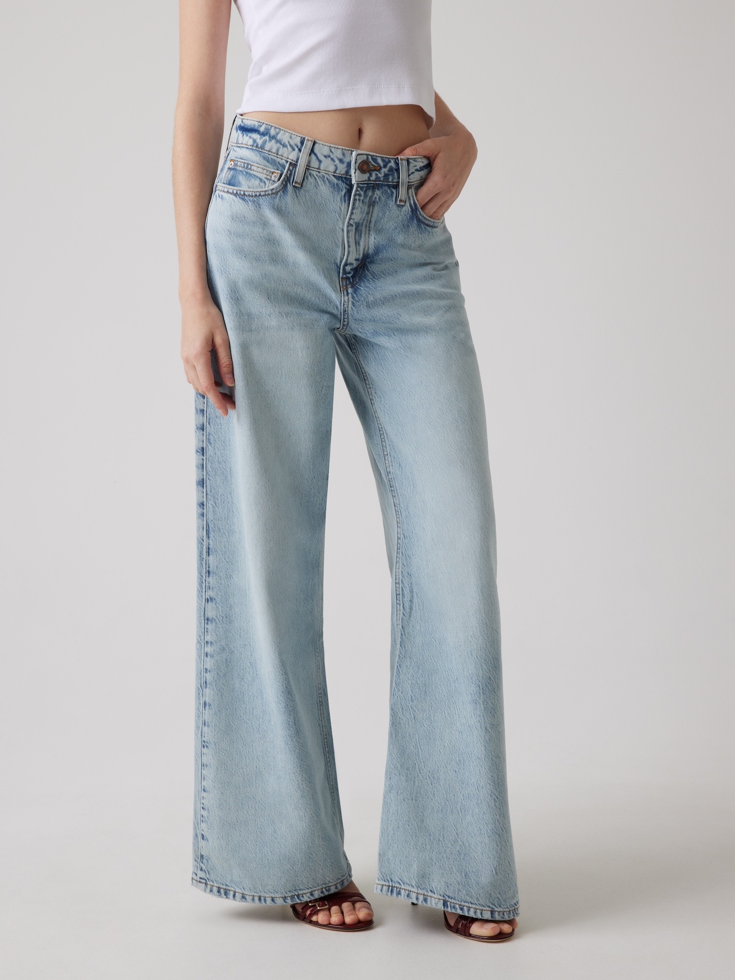 Bellflower wide leg jeans