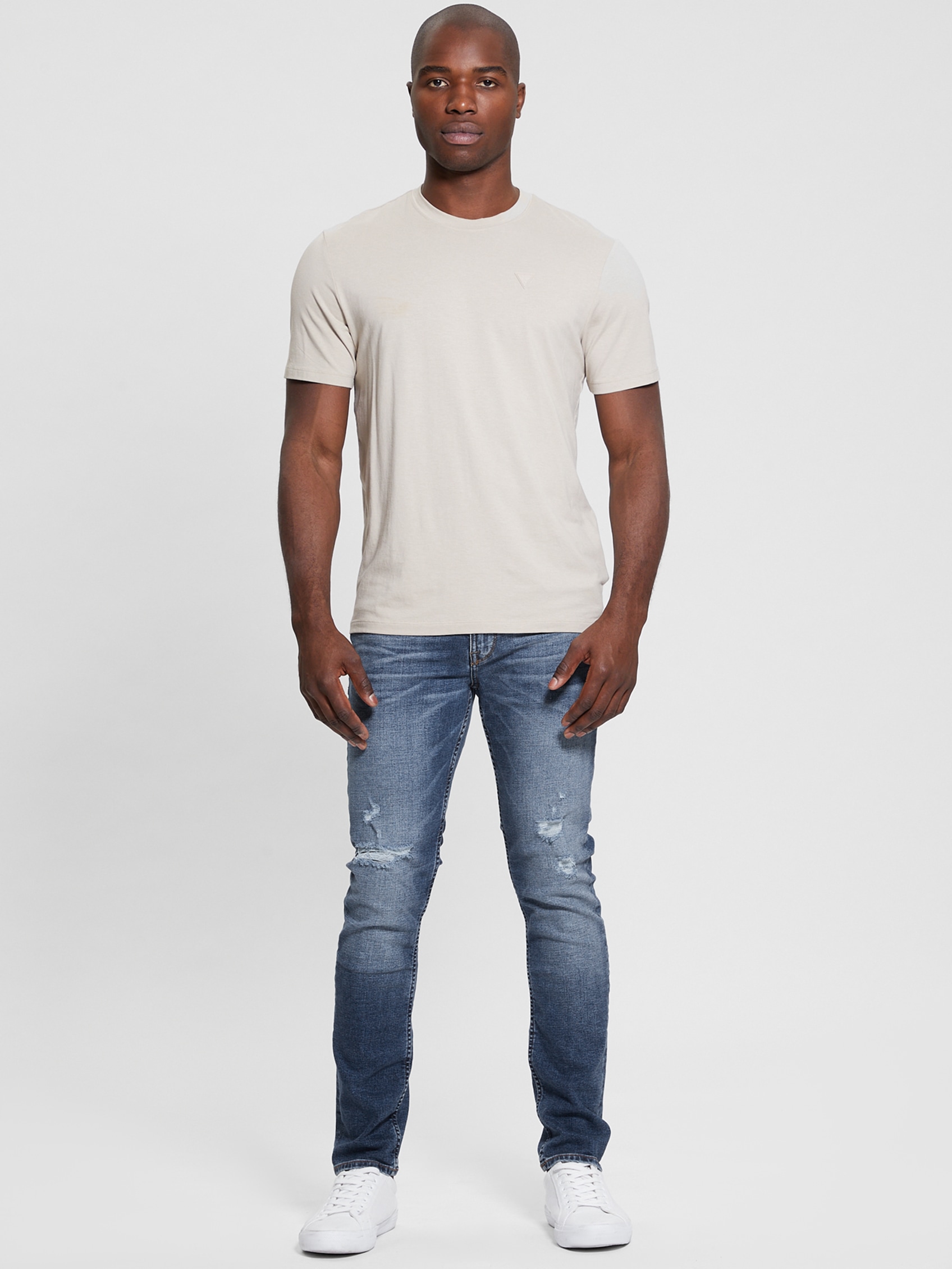 Finnley Distressed Tapered Jeans
