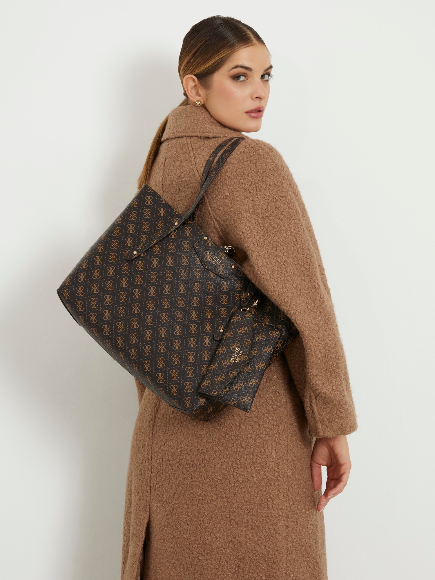 Brenton 4g logo shopper