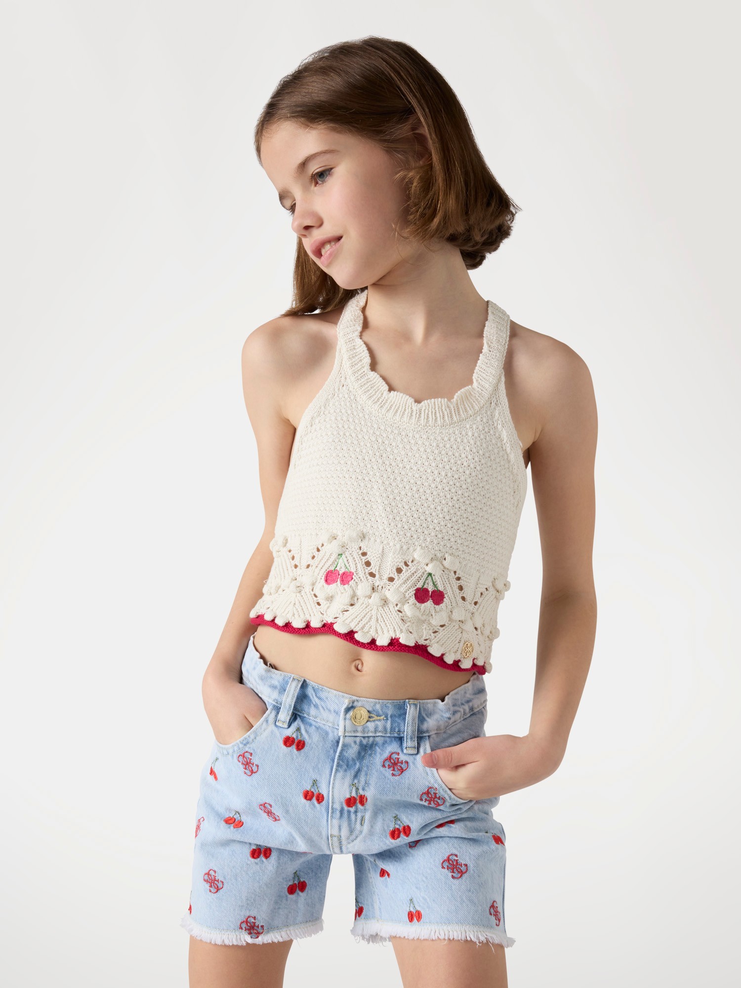 Embroidery denim shorts