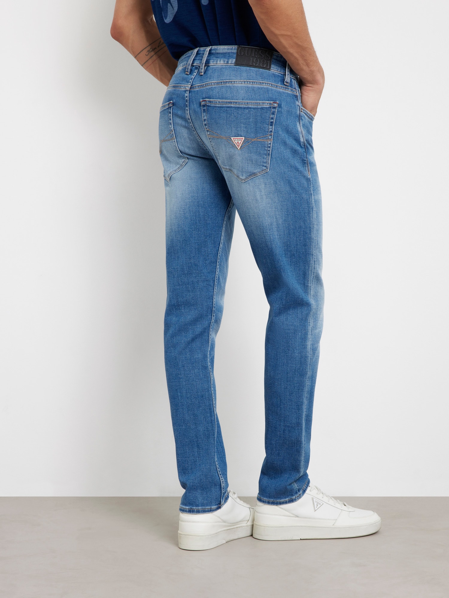 Mid rise slim denim pant