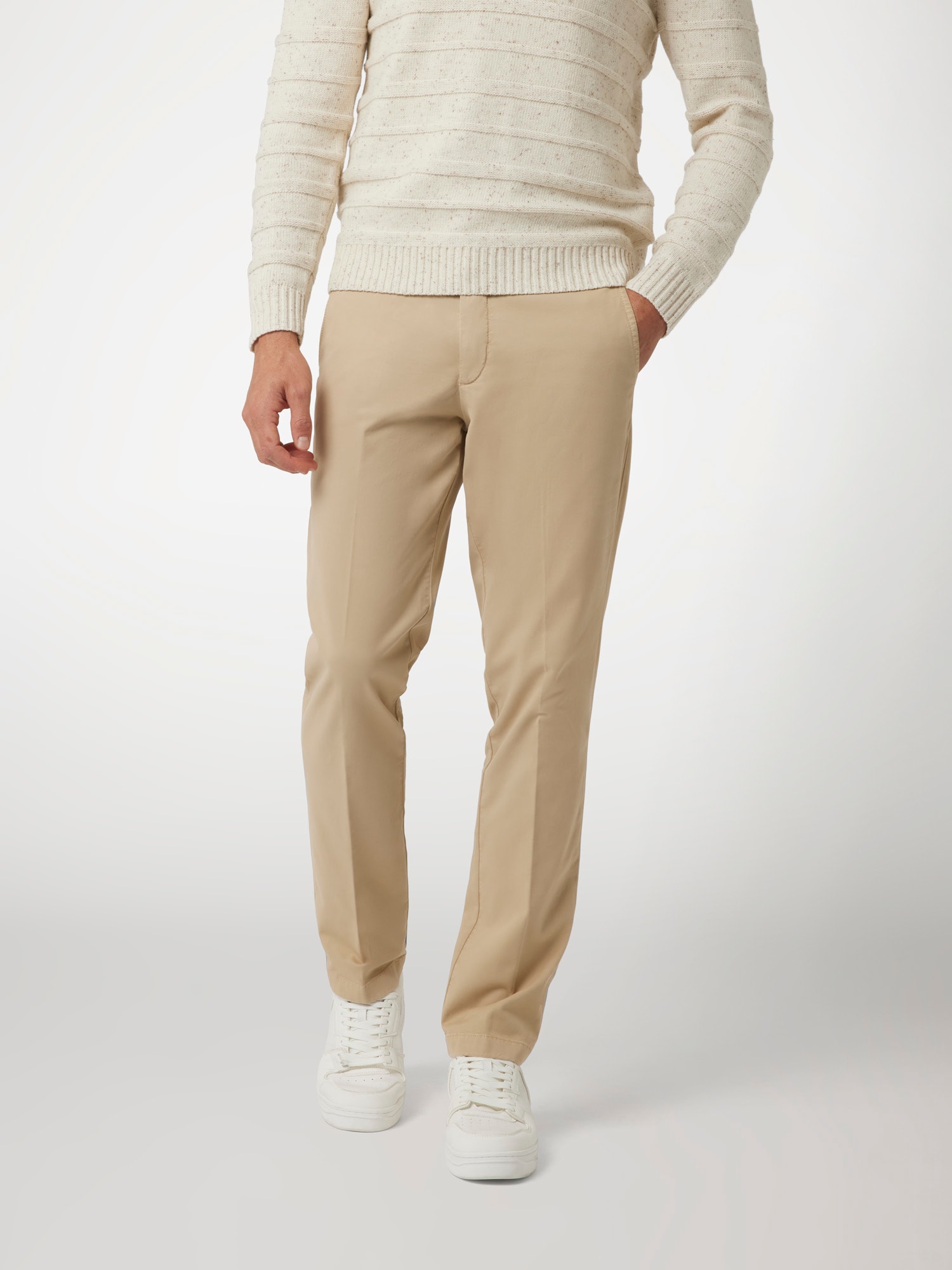 Marciano mid rise straight pant