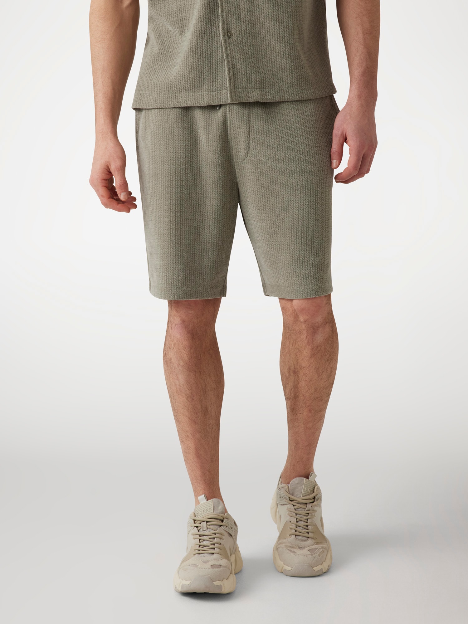 Textured knit regular-fit shorts