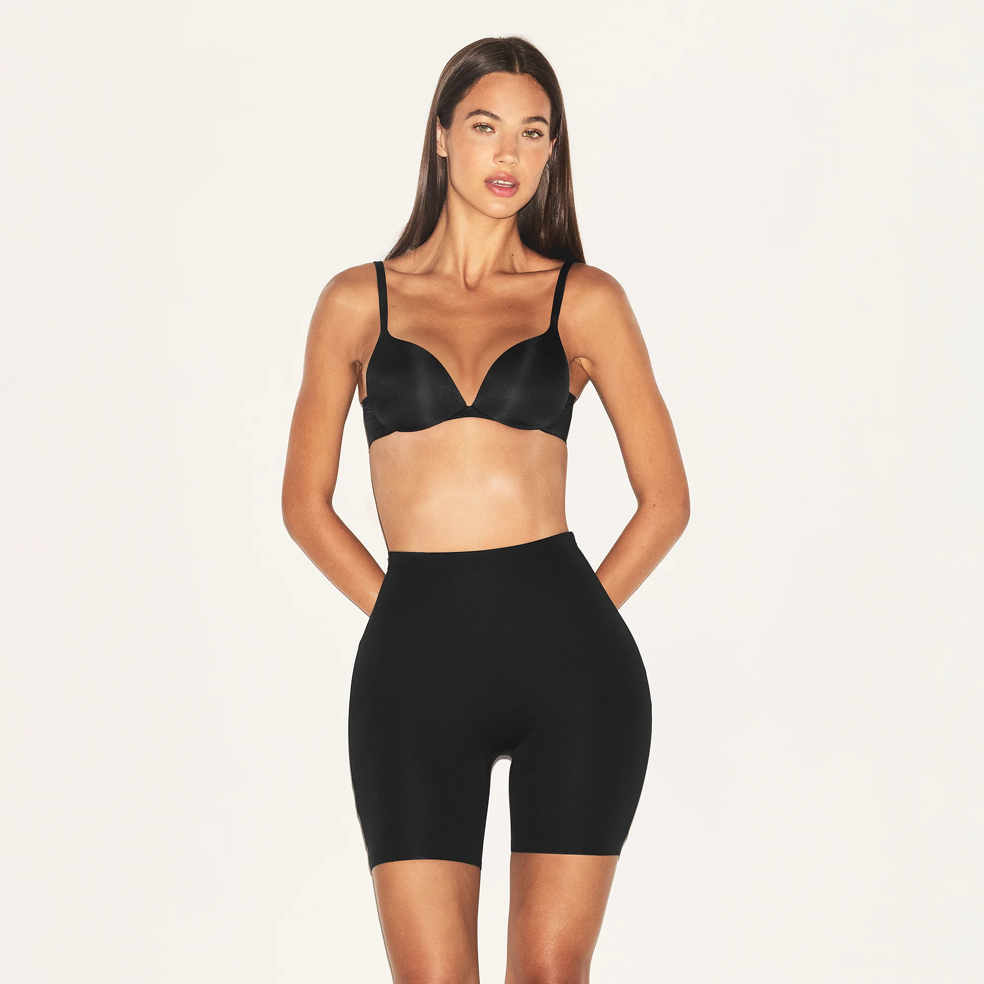 SKIMS BODY HIP ENHANCING PADDED SHORT | CLAY