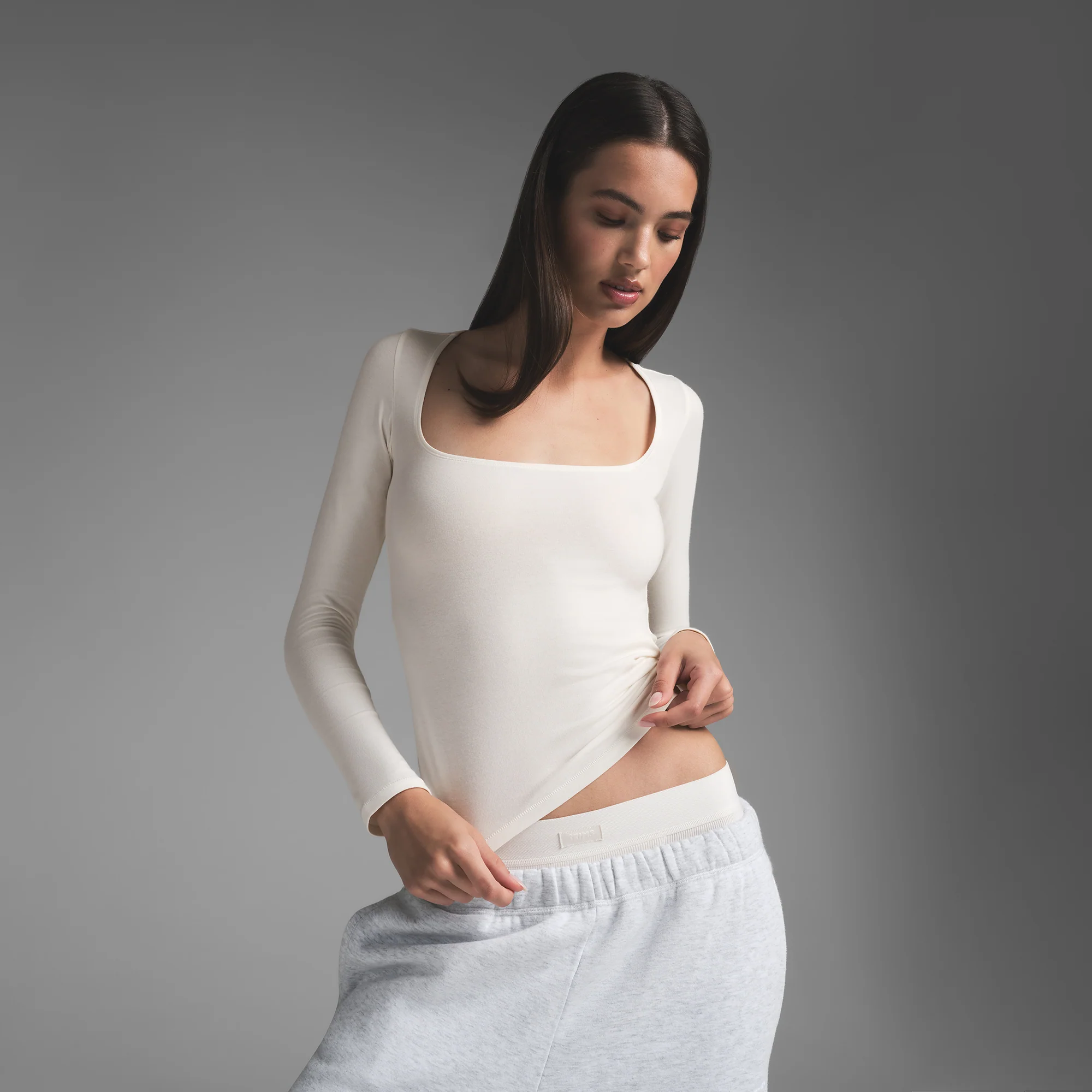 COTTON JERSEY SCOOP NECK LONG SLEEVE TOP | LIGHT HEATHER GREY